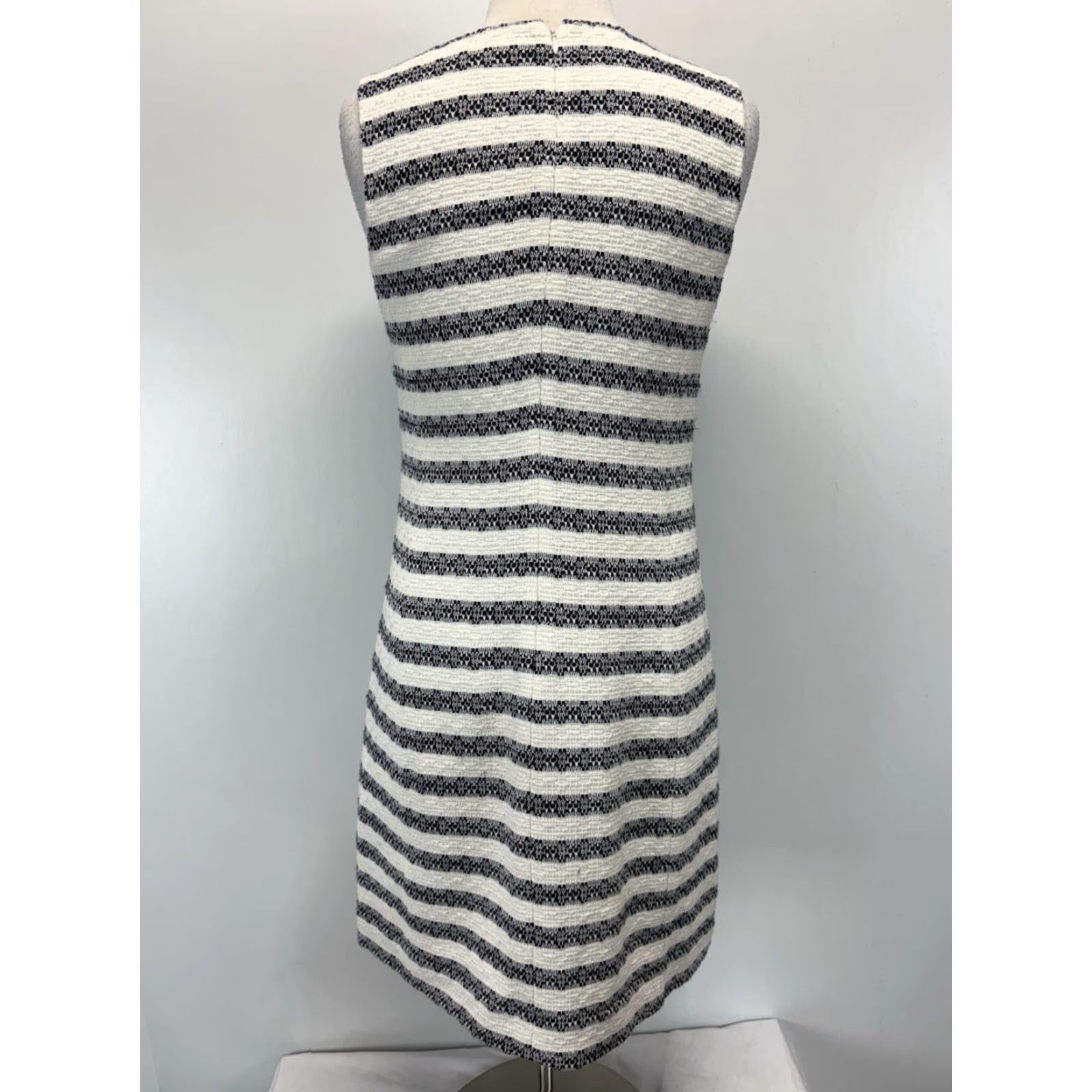 J.Crew J.Crew Dress Womens 8 A-line Sleeveless Short Tweed Stripe White Navy V-Neck Lined Zip Party Cocktail Business Size 30" / US 8 / IT 44 - 3 Thumbnail
