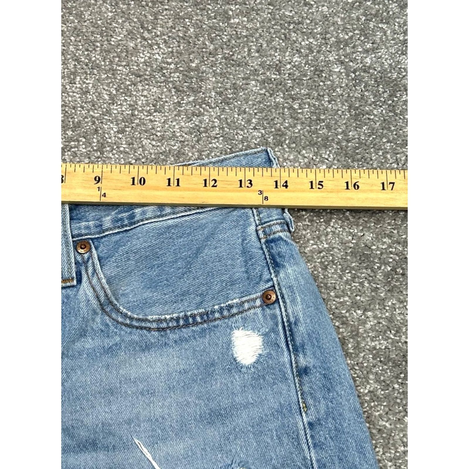 Levi's Levis 501 Shorts Womens 26 Blue Cut Off Denim Distressed Logo Mid Rise Raw Hem Ladies Denim Shorts 26 Blue Casual Womens Size 26" / US 2 / IT 38 - 6 Thumbnail