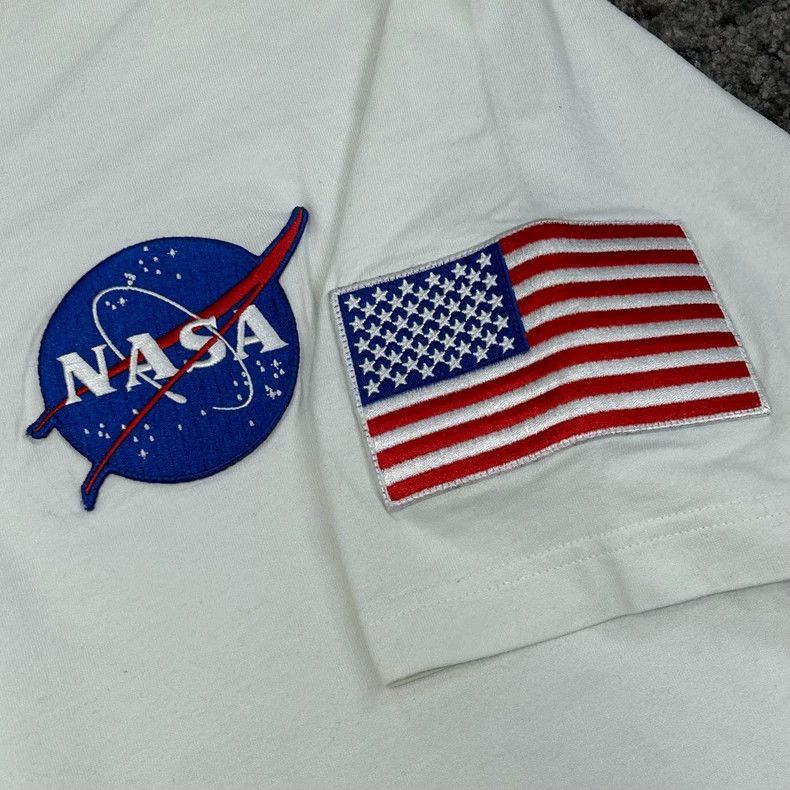 Balenciaga Balenciaga NASA Embroidered Logo Patch Short Sleeve 2502-Ne Size US XXS / EU 40 - 4 Thumbnail