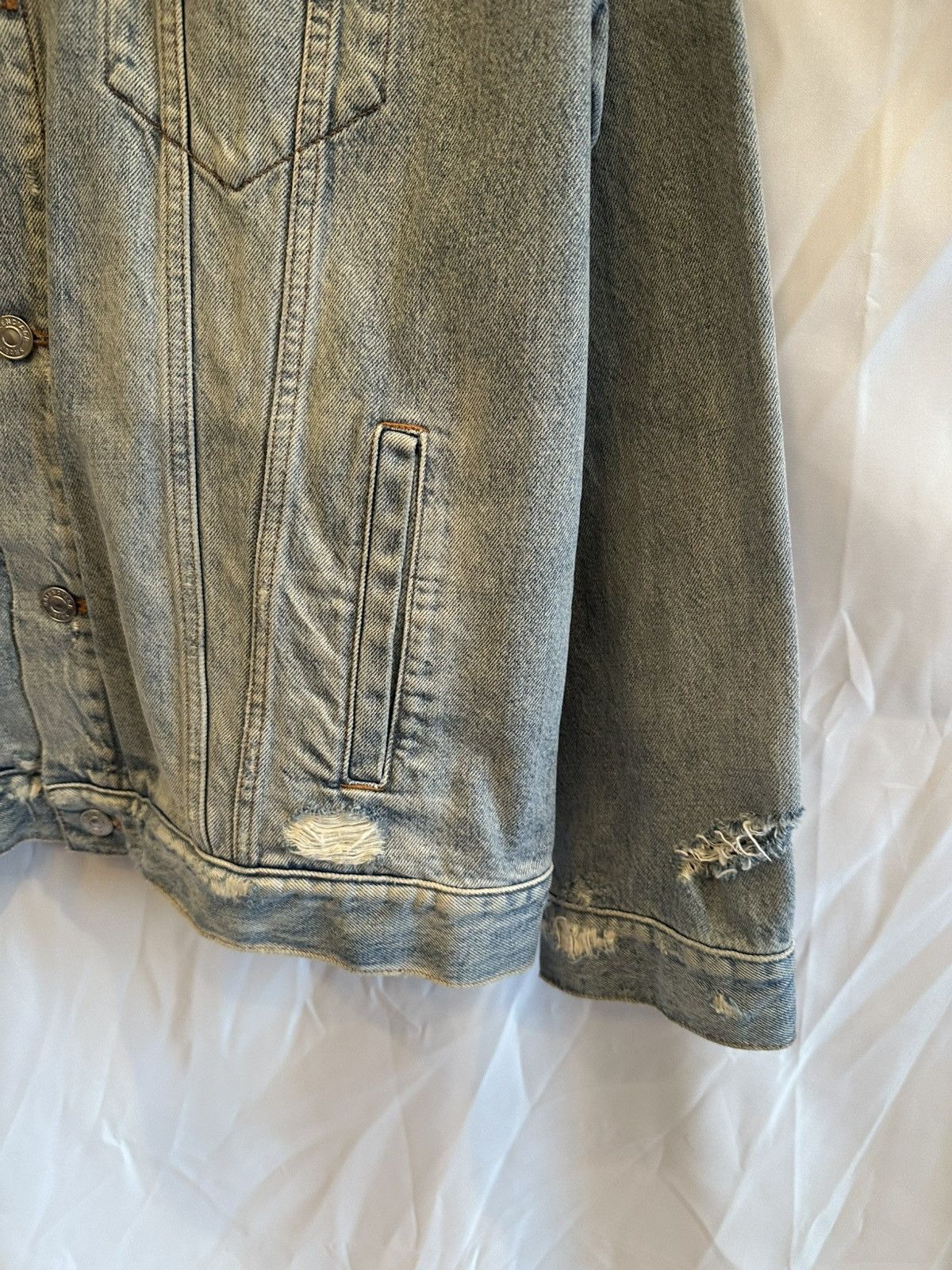 Balenciaga Balenciaga Denim Jacket Size US M / EU 48-50 / 2 - 2 Thumbnail
