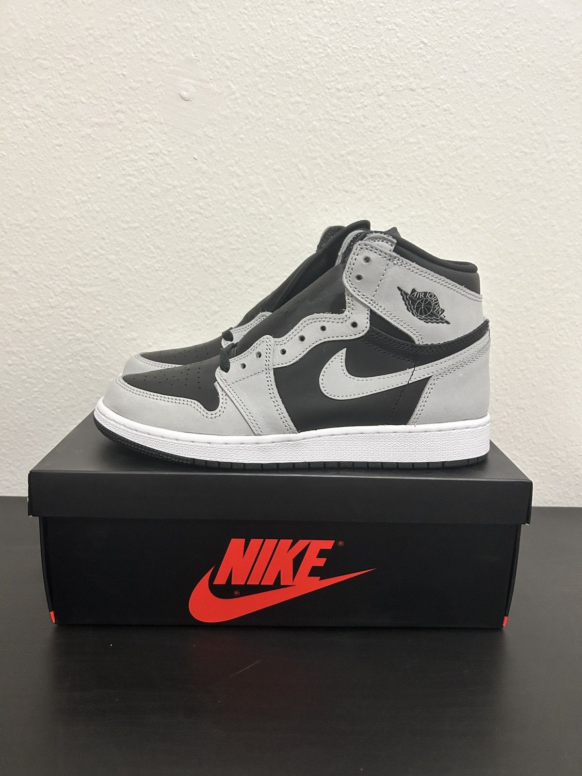 Jordan Brand Jordan 1 High Shadow 2.0 Size US 7 / EU 40 - 1 Thumbnail