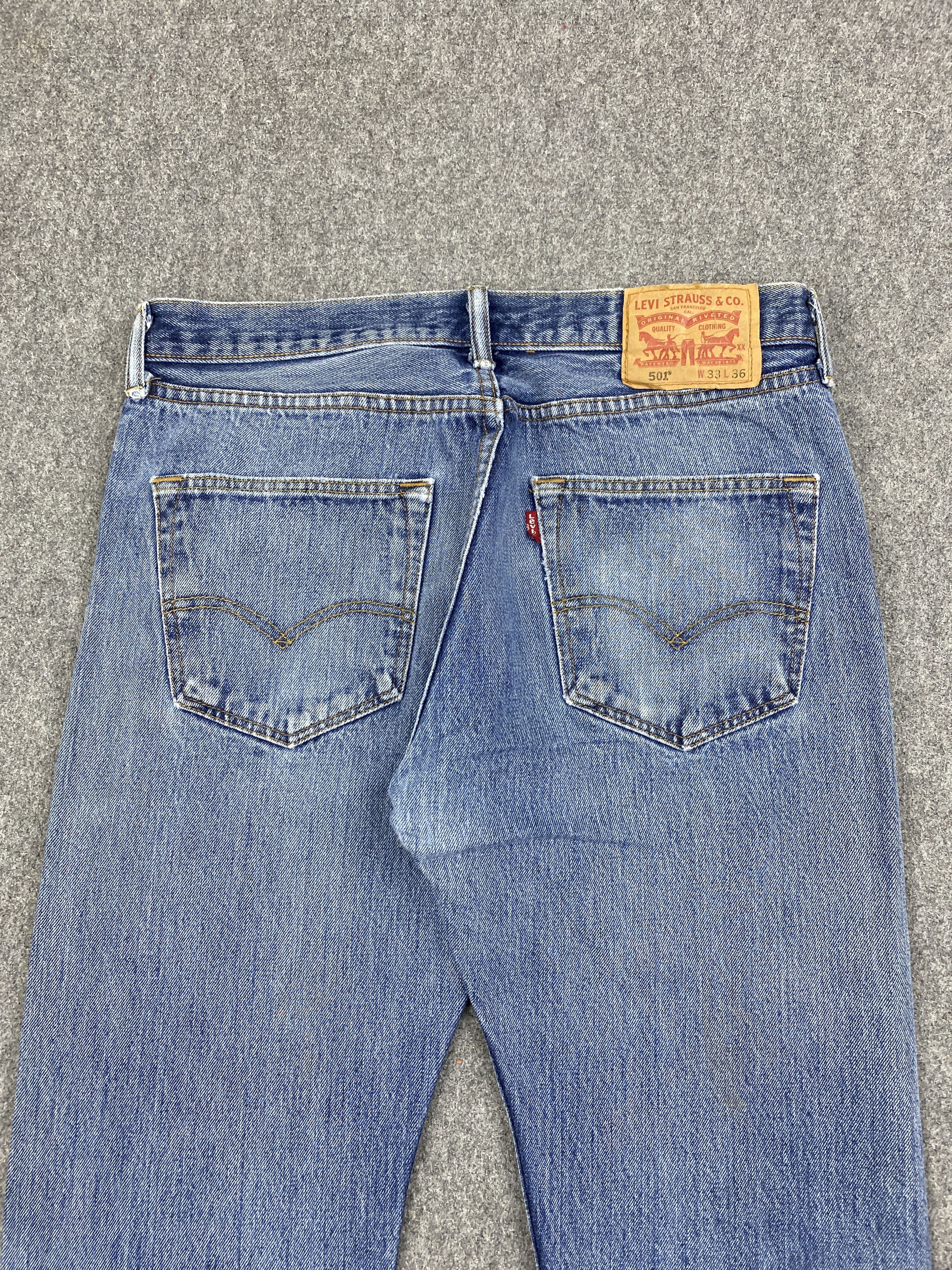 Levi's × Vintage Vintage Levi's 501 Blue Faded Jeans DP2807 Size US 34 / EU 50 - 4 Thumbnail