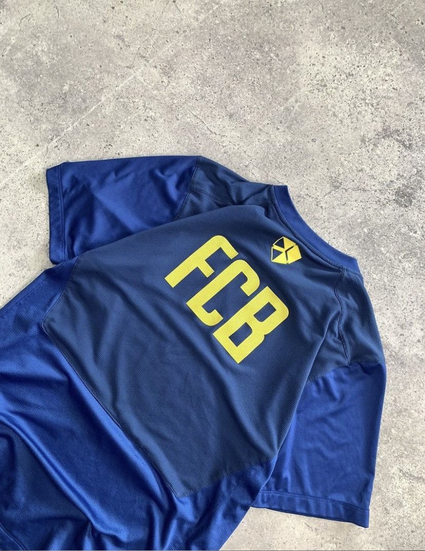 Other Vintage Jersey Nike Barcelona Blockcore Size US M / EU 48-50 / 2 - 6 Thumbnail