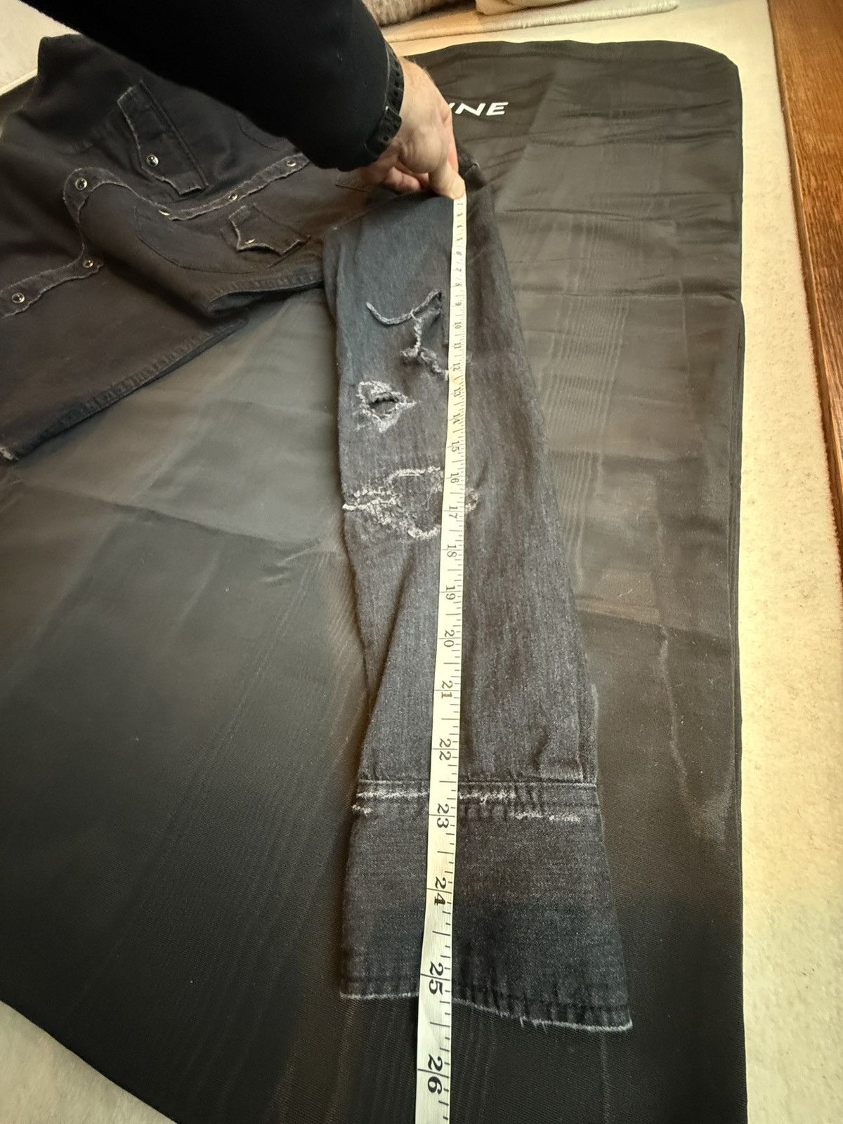 Saint Laurent Paris SS16 Saint Laurent surf sound crash black denim shirt Hedi M Size US M / EU 48-50 / 2 - 7 Thumbnail