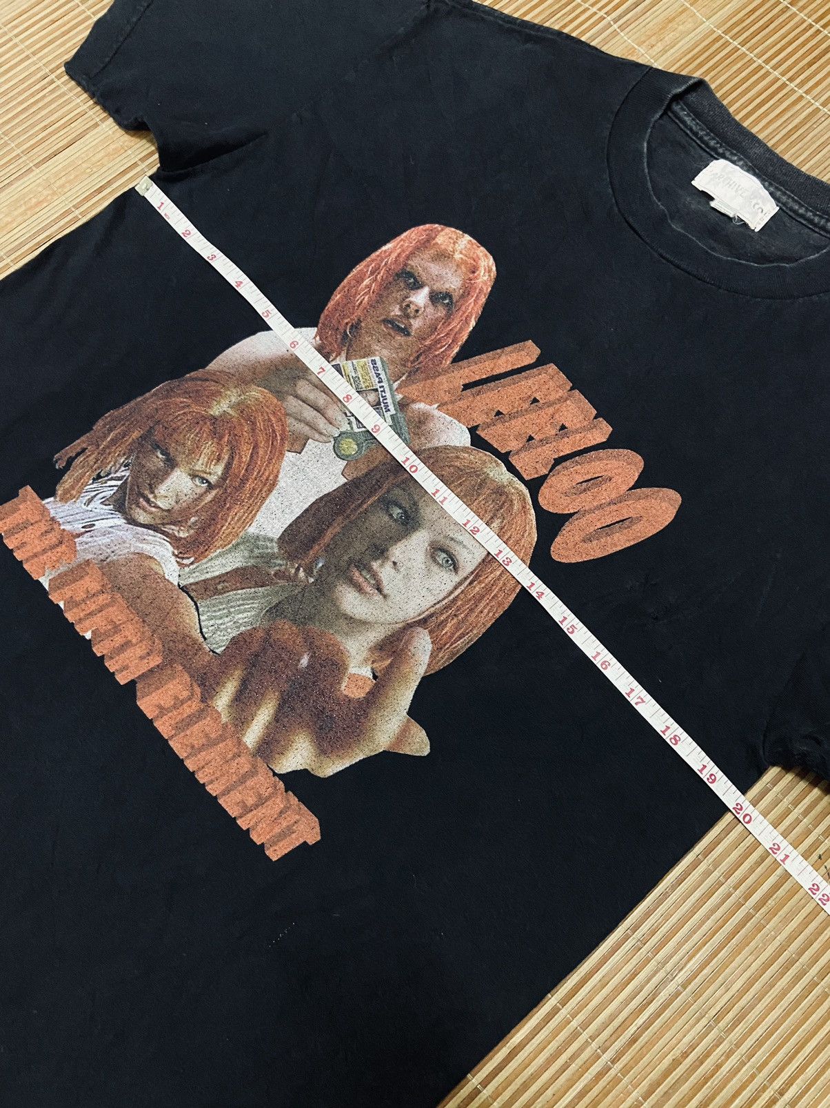 Other LEELO : FIFTH ELEMENT MOVIE PROMO TEE Size US M / EU 48-50 / 2 - 7 Thumbnail