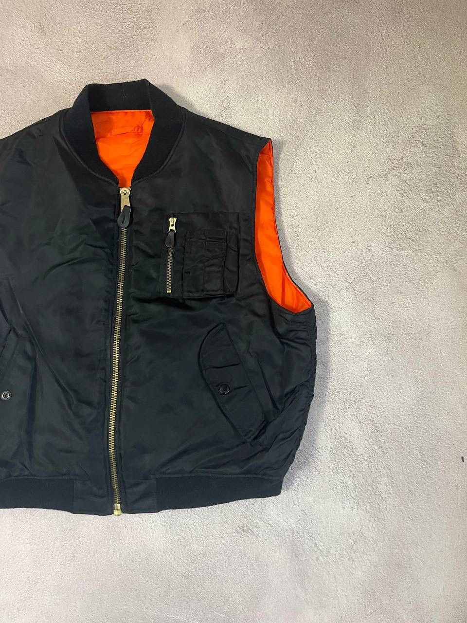 Japanese Brand Alpha Industries Crash thrashed y2k distressed Ma1 vest Size US L / EU 52-54 / 3 - 3 Thumbnail