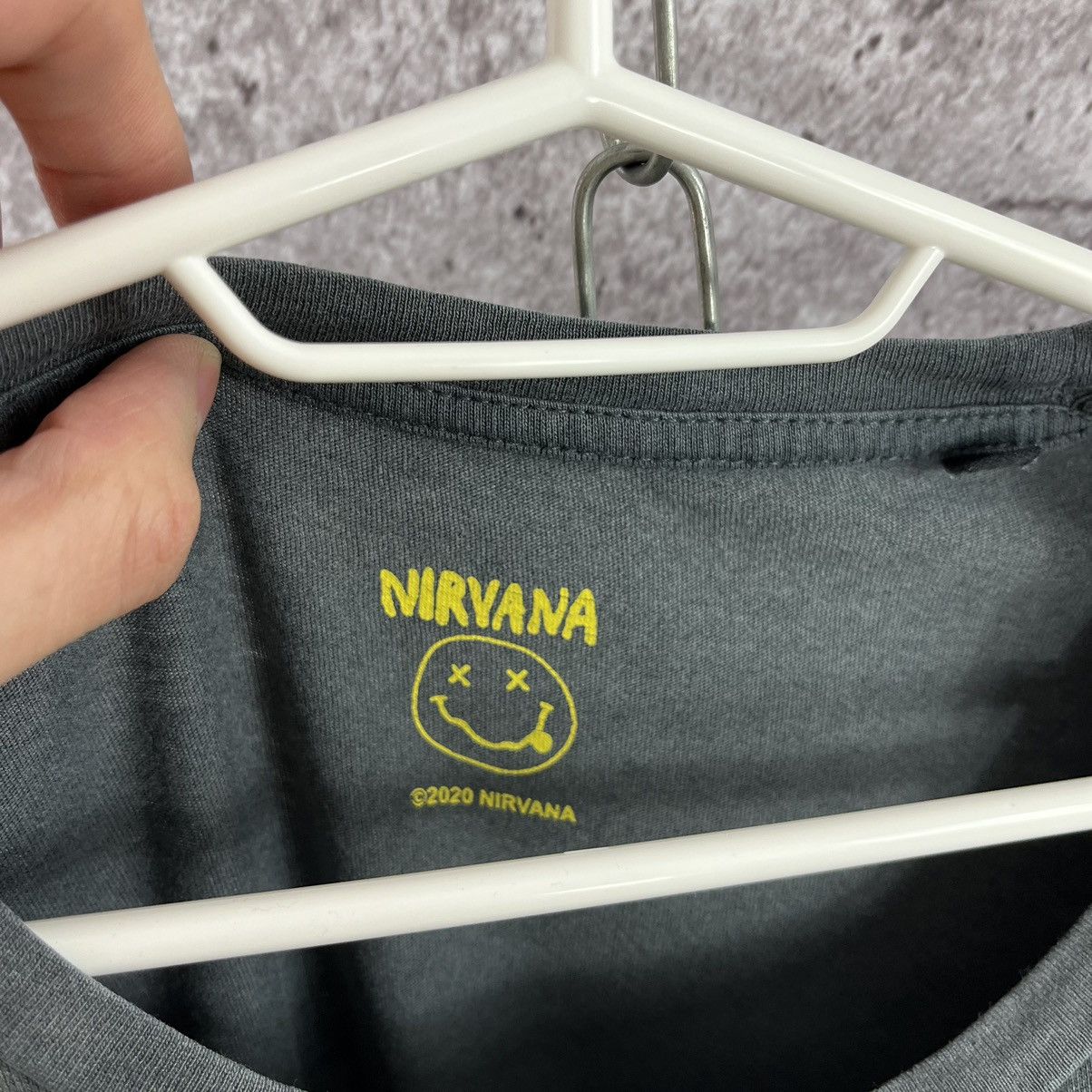 Band Tees × Nirvana Nirvana Rock Band T-Shirt Big Logo Smile Grey Size M Size US M / EU 48-50 / 2 - 7 Thumbnail