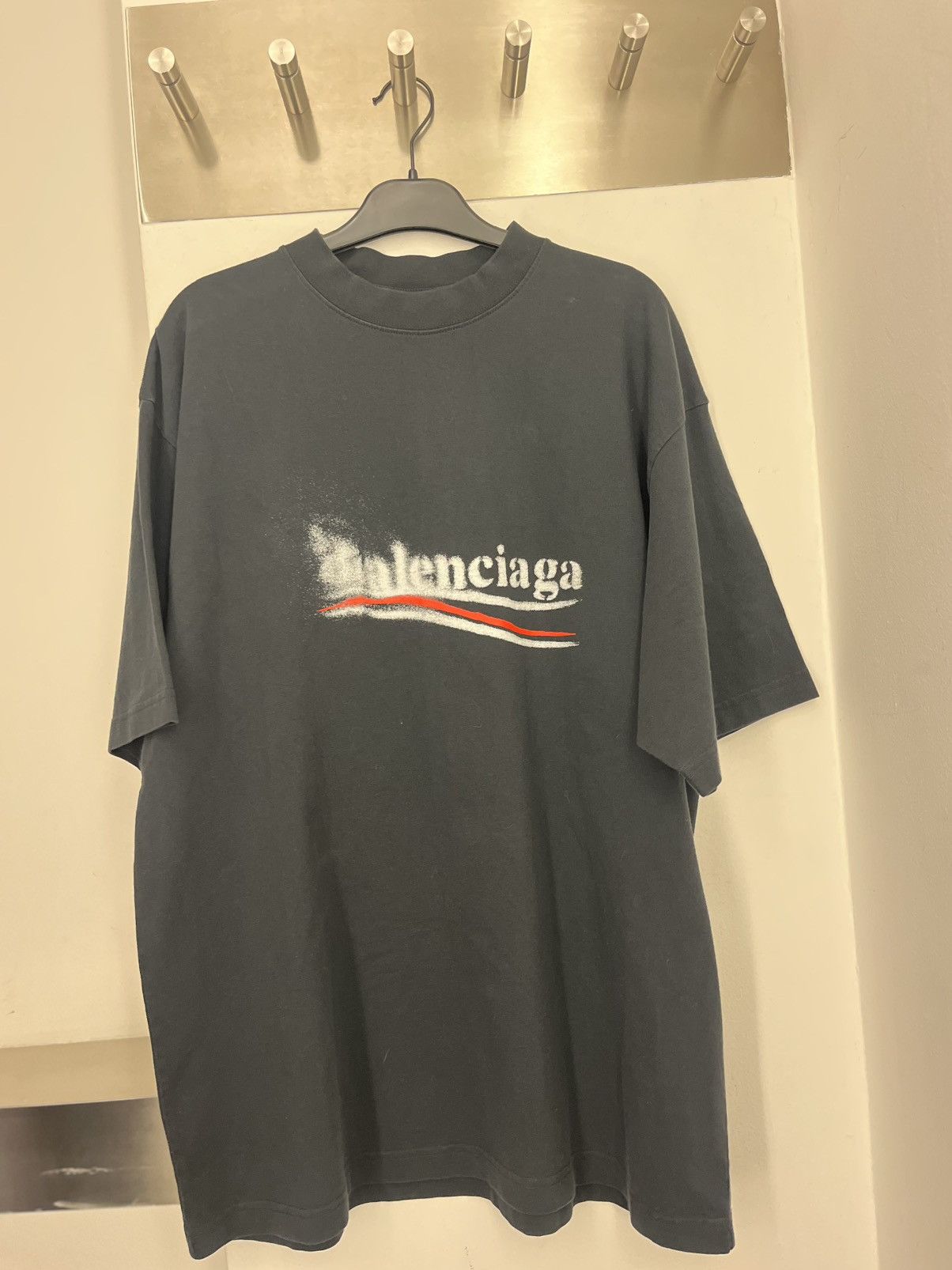 Balenciaga Logo t-shirt Size US S / EU 44-46 / 1 - 1 Thumbnail
