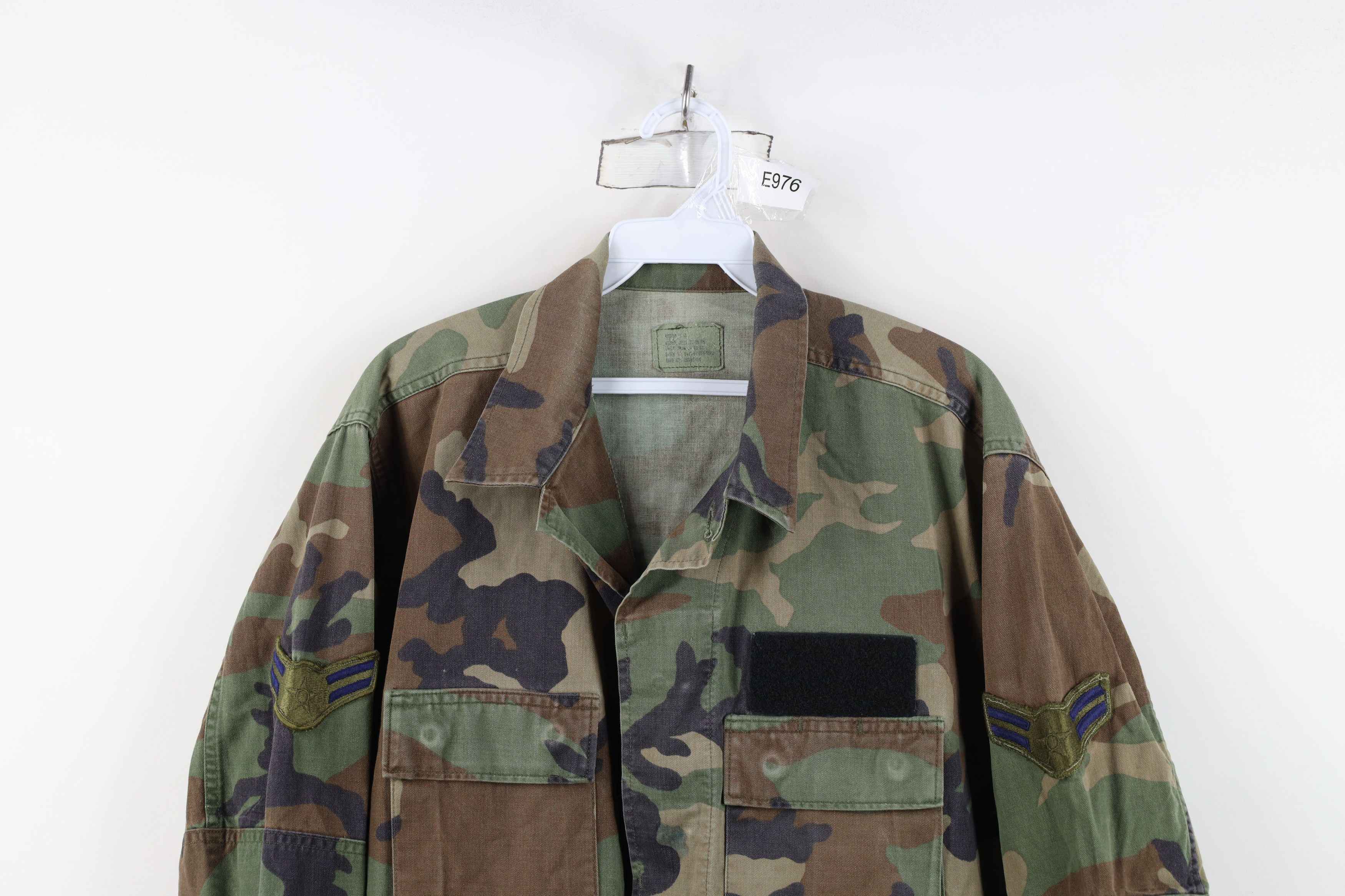 Vintage Vintage 90s Issued Woodland Camouflage Combat Jacket USA Size US M / EU 48-50 / 2 - 2 Thumbnail