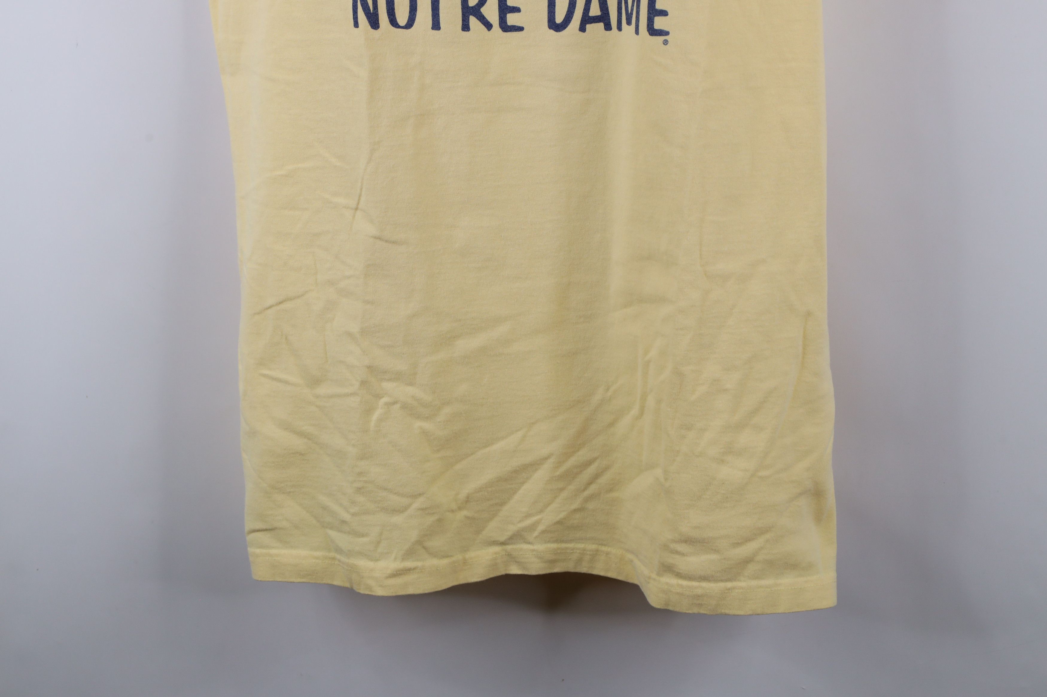 Vintage Vintage 90s Dame University I Need A Hug Sleep T-Shirt USA Size ONE SIZE - 4 Thumbnail