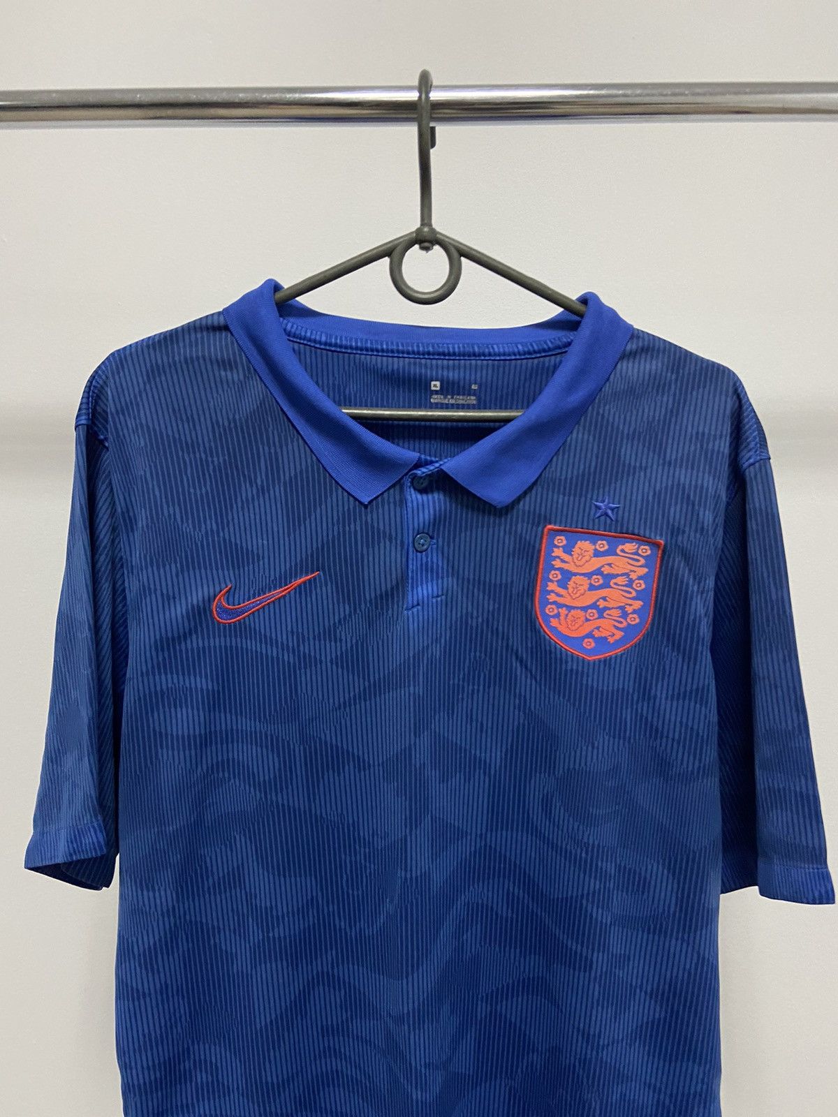 Nike Nike Jersey England Vintage Football Polo T Shirt Size US XL / EU 56 / 4 - 2 Thumbnail