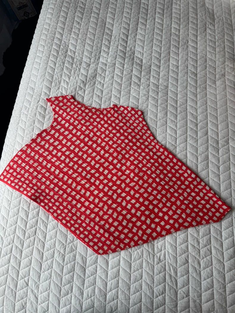 Issey Miyake Issey Miyake size:3 Red and white pleated short-sleeved sh Size S / US 4 / IT 40 - 3 Thumbnail