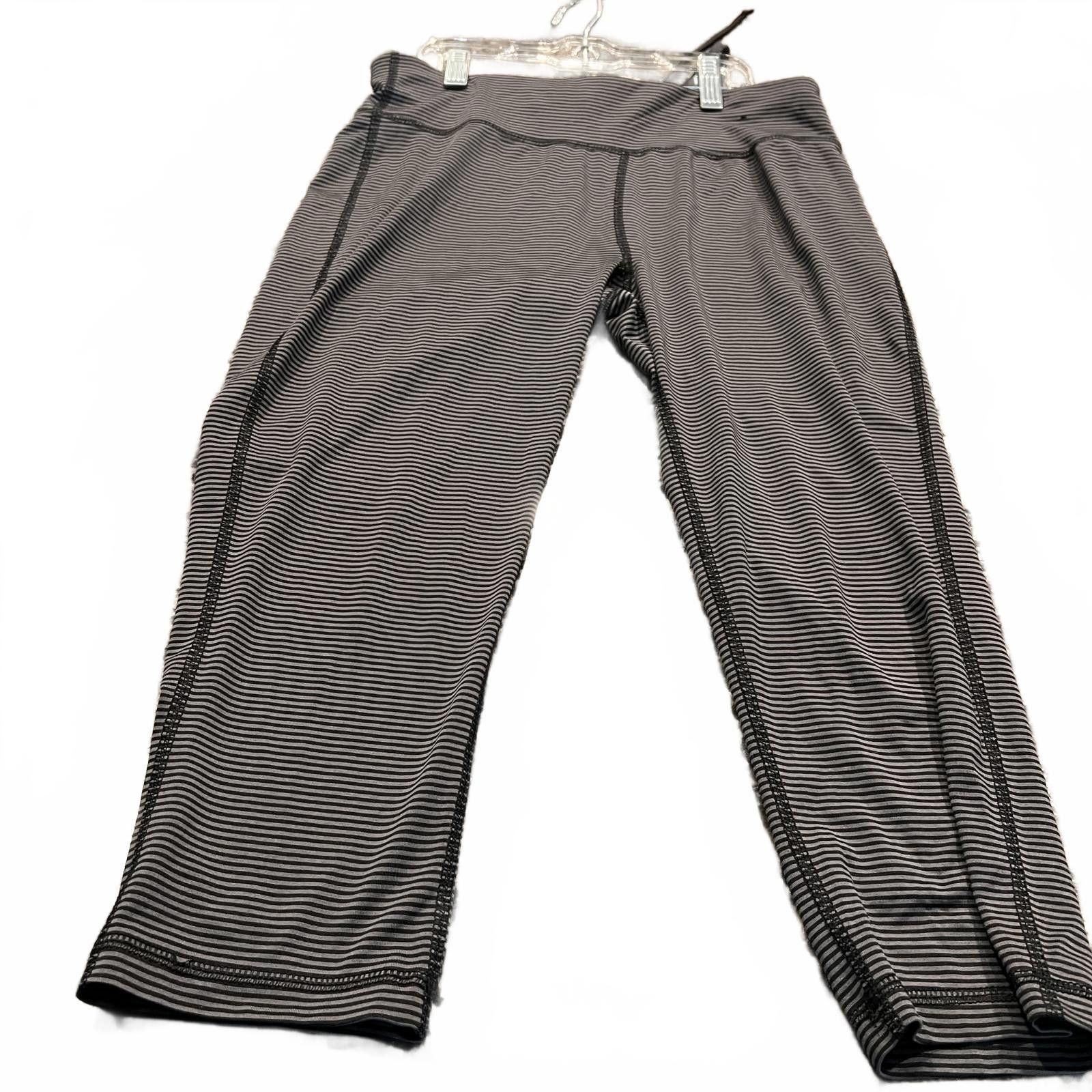 Unknown London Women's Black and Gray Striped Activewear Leggings Size 20W Size 42" / US 20 - 1 Thumbnail