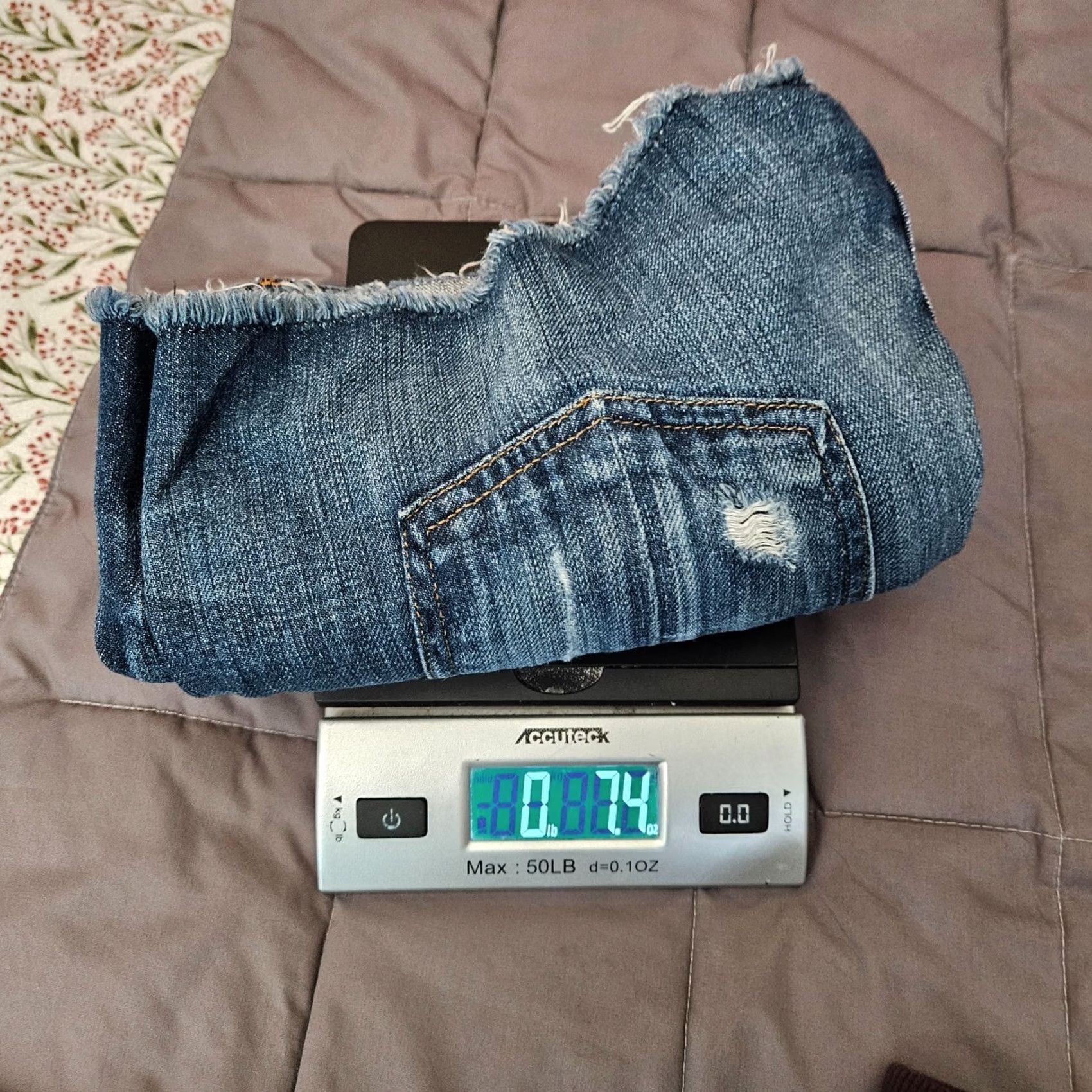 Rag & Bone rag & bone Womens Denim Cutoff Shorts 27 Distressed Raw Hem Denim Blue 5-Pocket Design Regular Rise Mid Length Shorts Womens 27 Blue Size 27" / US 4 / IT 40 - 7 Thumbnail