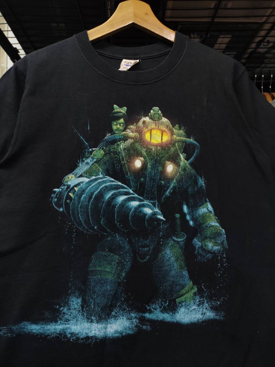 Playstation Vtg 00's Bioshock 2 " Subject Delta " Big Daddy Game Promo Size US S / EU 44-46 / 1 - 1 Thumbnail