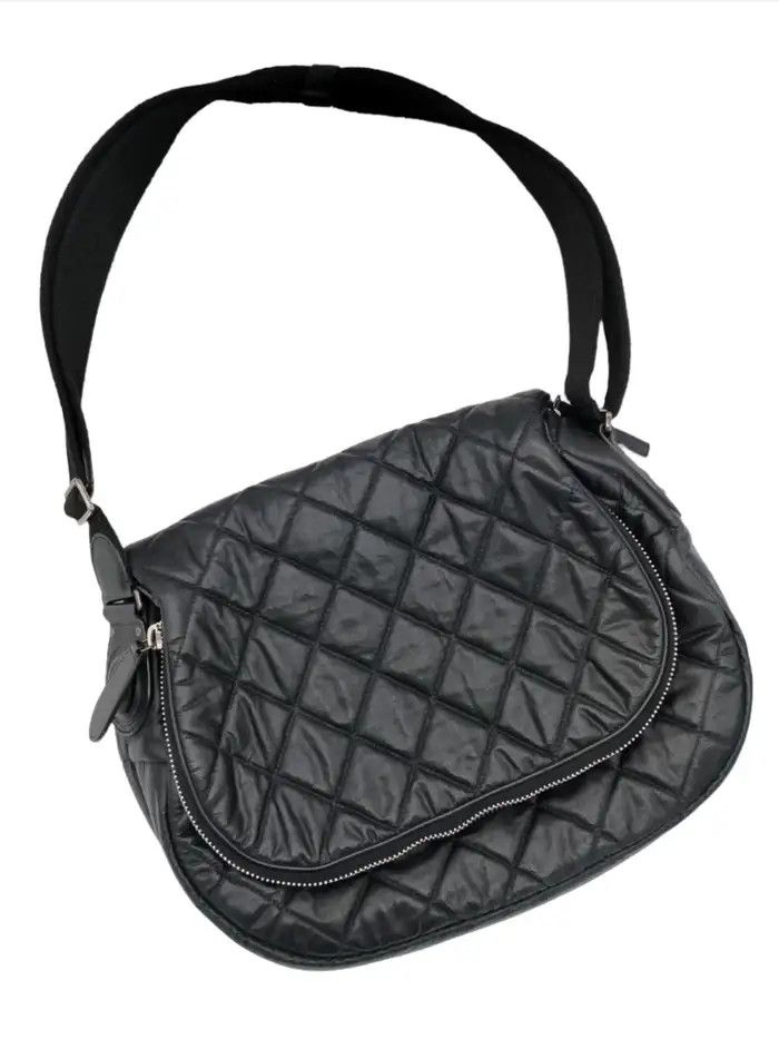 Chanel o1tko10125 Size: OS / Nylon Quilted Cocoon Messenger Bag Size ONE SIZE - 3 Thumbnail