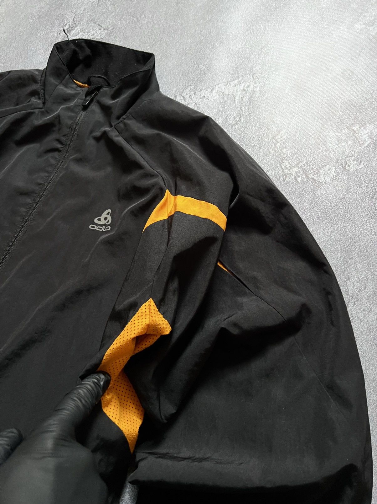 Odlo Gorpcore Odlo Nylon Jacket Windbreaker M Striped Mens M Size US M / EU 48-50 / 2 - 5 Thumbnail