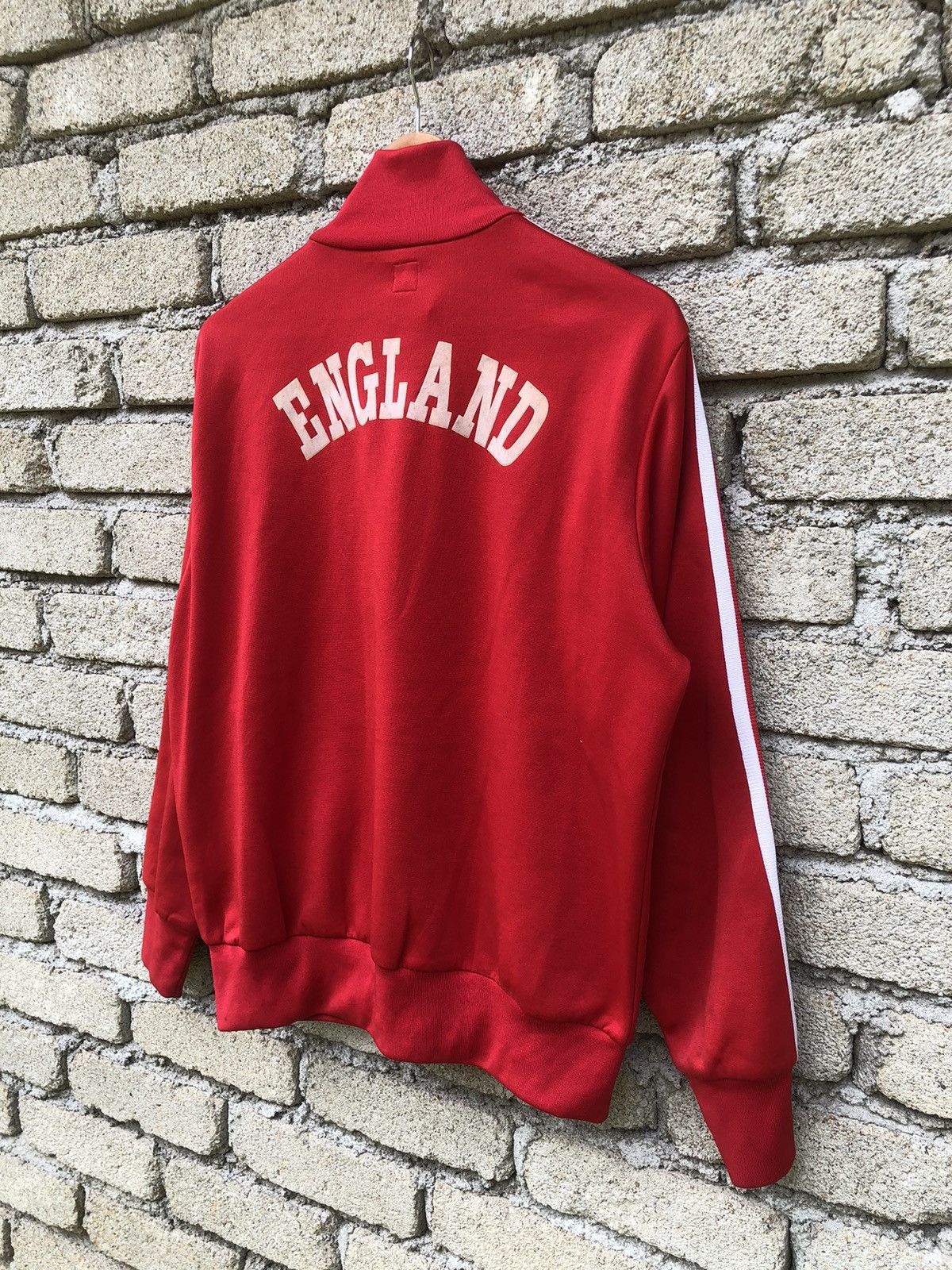 Adidas × Japanese Brand × Vintage RARE Vintage Adidas FIFA England Fullzipper Tracktop Size US L / EU 52-54 / 3 - 14 Thumbnail
