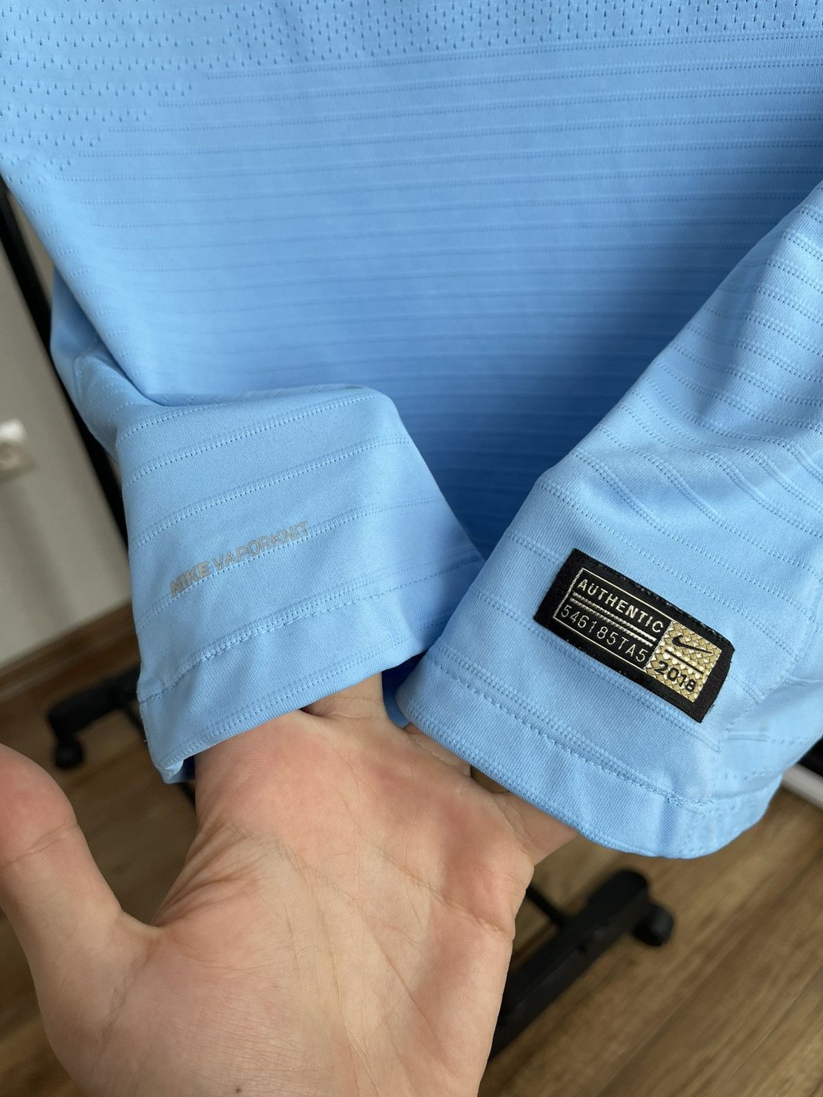 Nike 2018/2019 Nike Manchester City Player Issue Match Worn Shirt Size US S / EU 44-46 / 1 - 11 Thumbnail