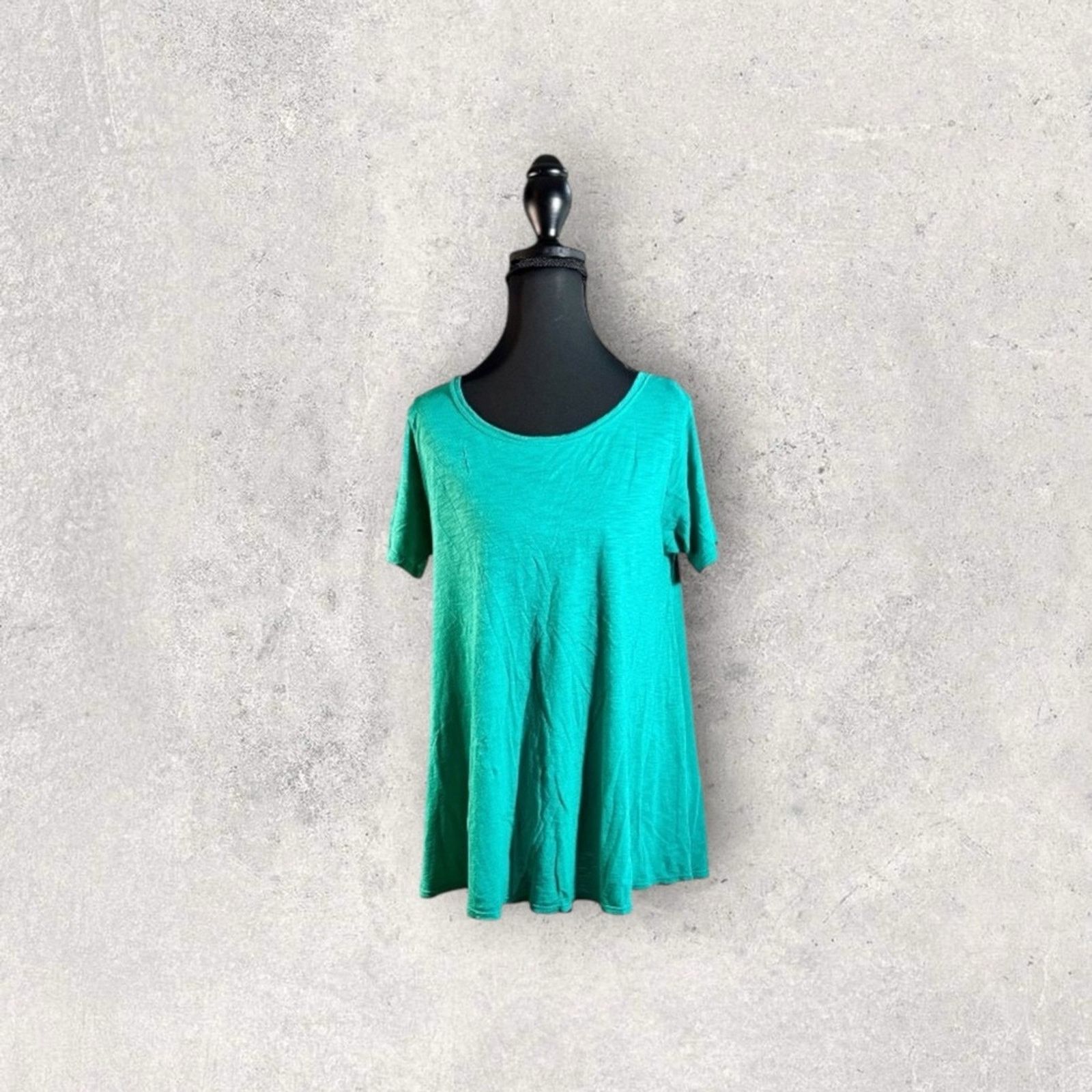 Anthropologie Anthropologie Green Relaxed Back Detail Boxy T-Shirt Size S / US 4 / IT 40 - 3 Thumbnail