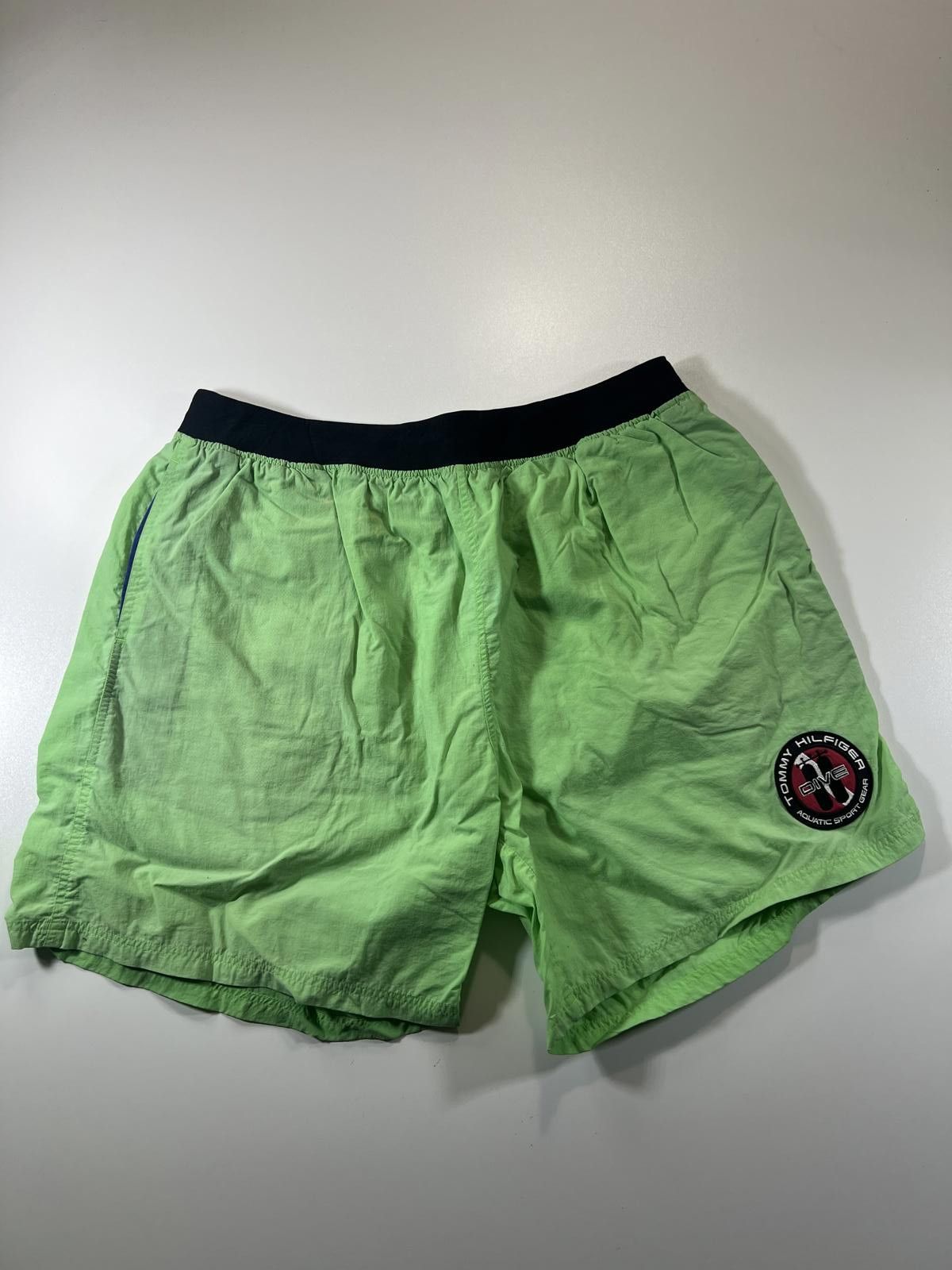 Tommy Hilfiger Vintage Hilfiger Green and Blue Men's shorts XL Size US 36 / EU 52 - 1 Thumbnail