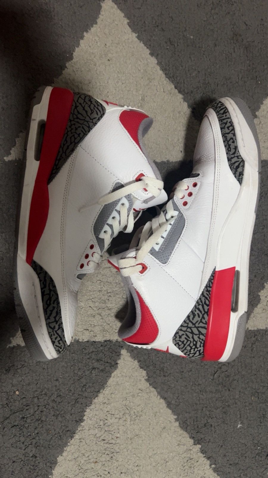 Jordan Brand Jordan 3 fire red Size US 11 / EU 44 - 3 Thumbnail