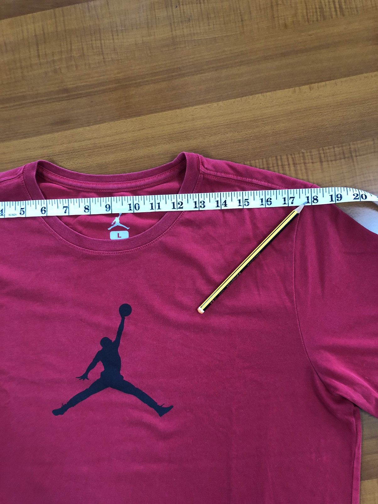 Jordan Brand Nike Air Jordan Red Tshirt Tee Size US L / EU 52-54 / 3 - 19 Thumbnail