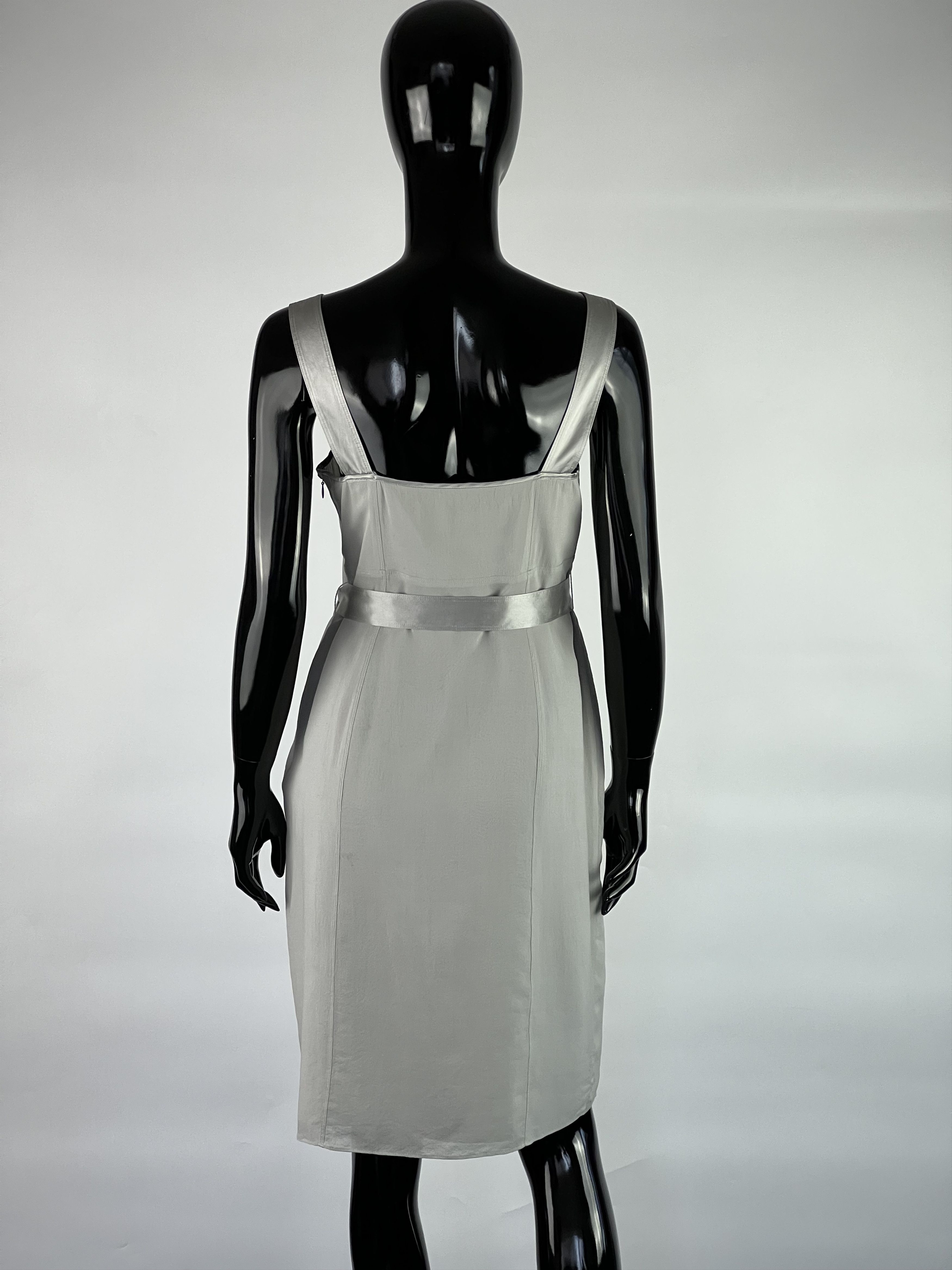 Burberry Burberry Gray Sleeveless Silk Belt Dress Size IT40 US6 UK8 Size S / US 4 / IT 40 - 3 Thumbnail