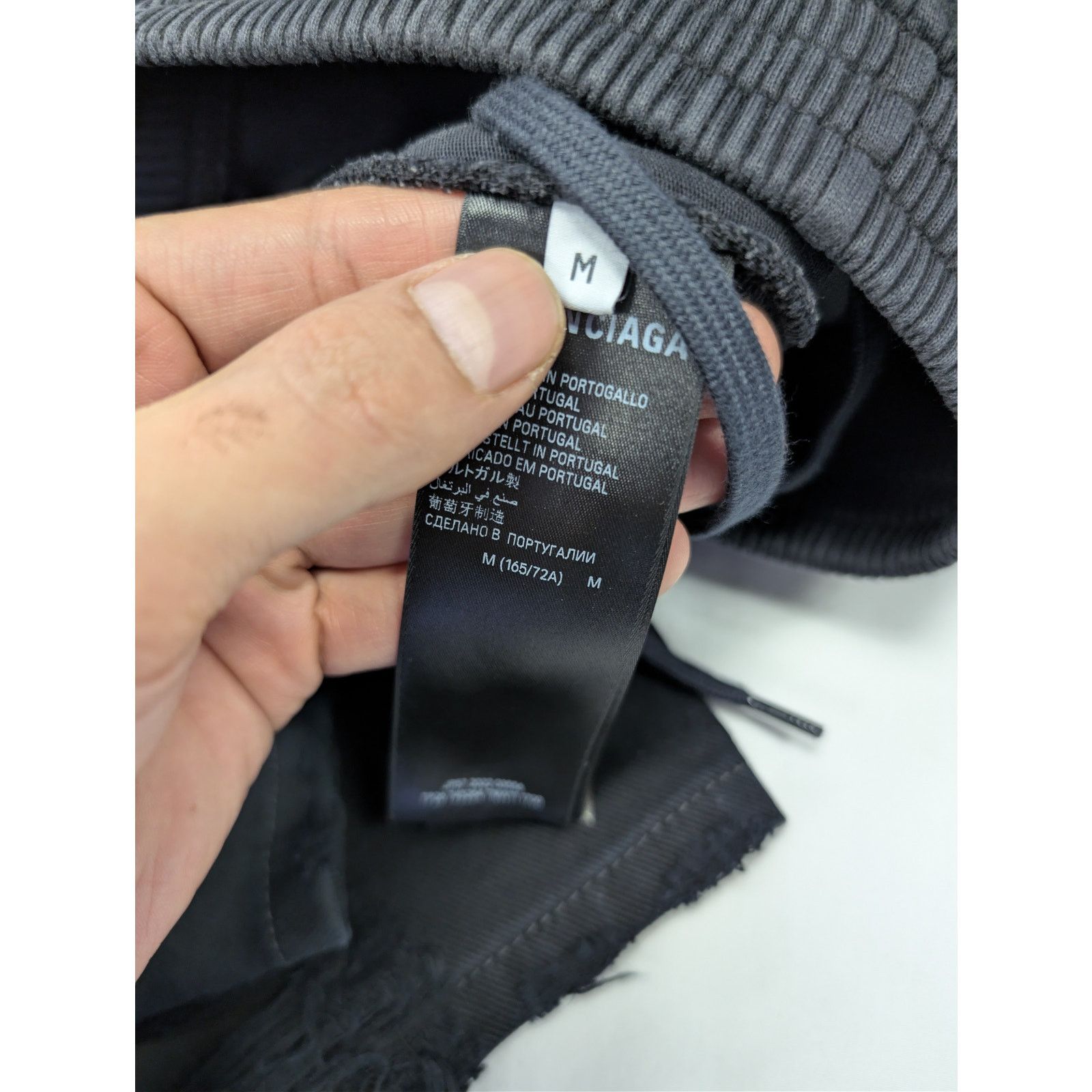Balenciaga o1rshd1 Soft Black Left Hand Denim Patched Sweatpants Black Size US 32 / EU 48 - 15 Thumbnail