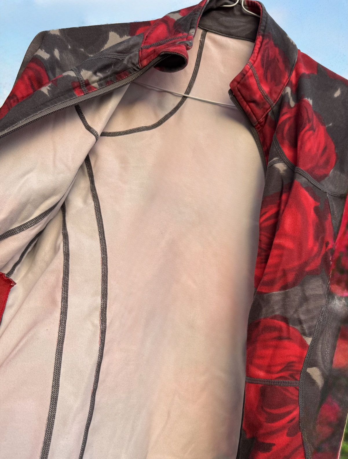 Lululemon Lululemon Vintage Floral Red - Gray Rose Print Jacket Sz.6 Size S / US 4 / IT 40 - 8 Thumbnail