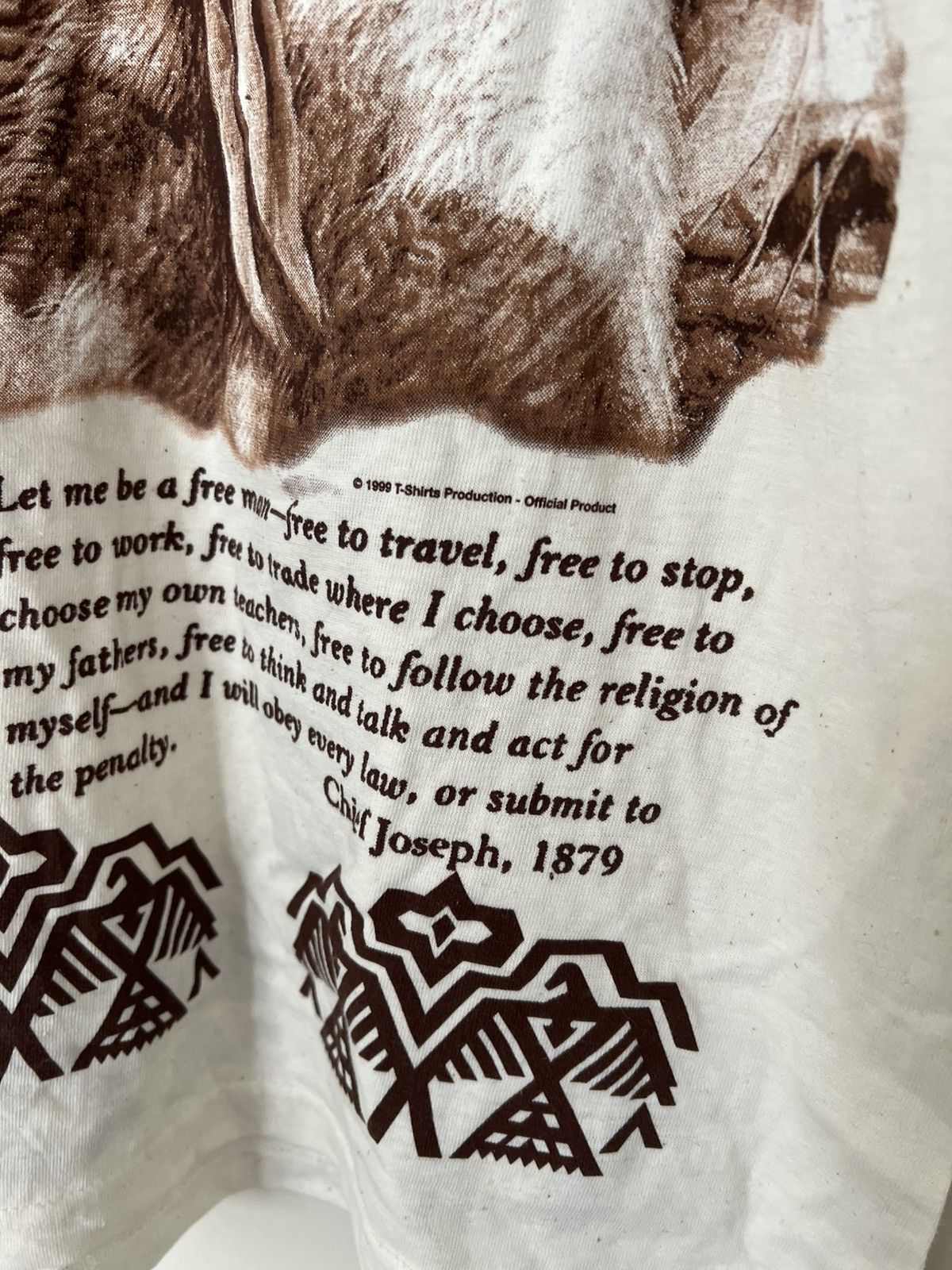Vintage Vintage 1999 Native American Chief Joseph Wolf Graphic Tee Size US XXL / EU 58 / 5 - 5 Thumbnail