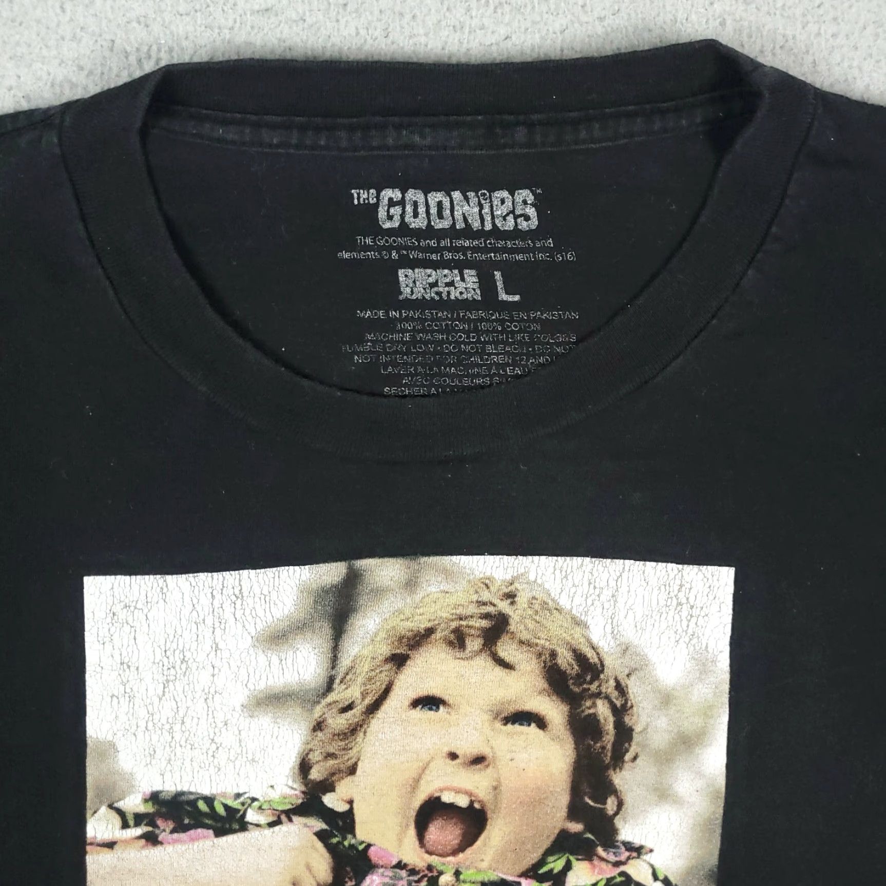 Ripple Junction VINTAGE Goonies Do The Truffle Shuffle Black Graphic T-Shirt Mens Size L Ripple Junction Shirt Short Sleeve Crew Neck Size US L / EU 52-54 / 3 - 3 Thumbnail
