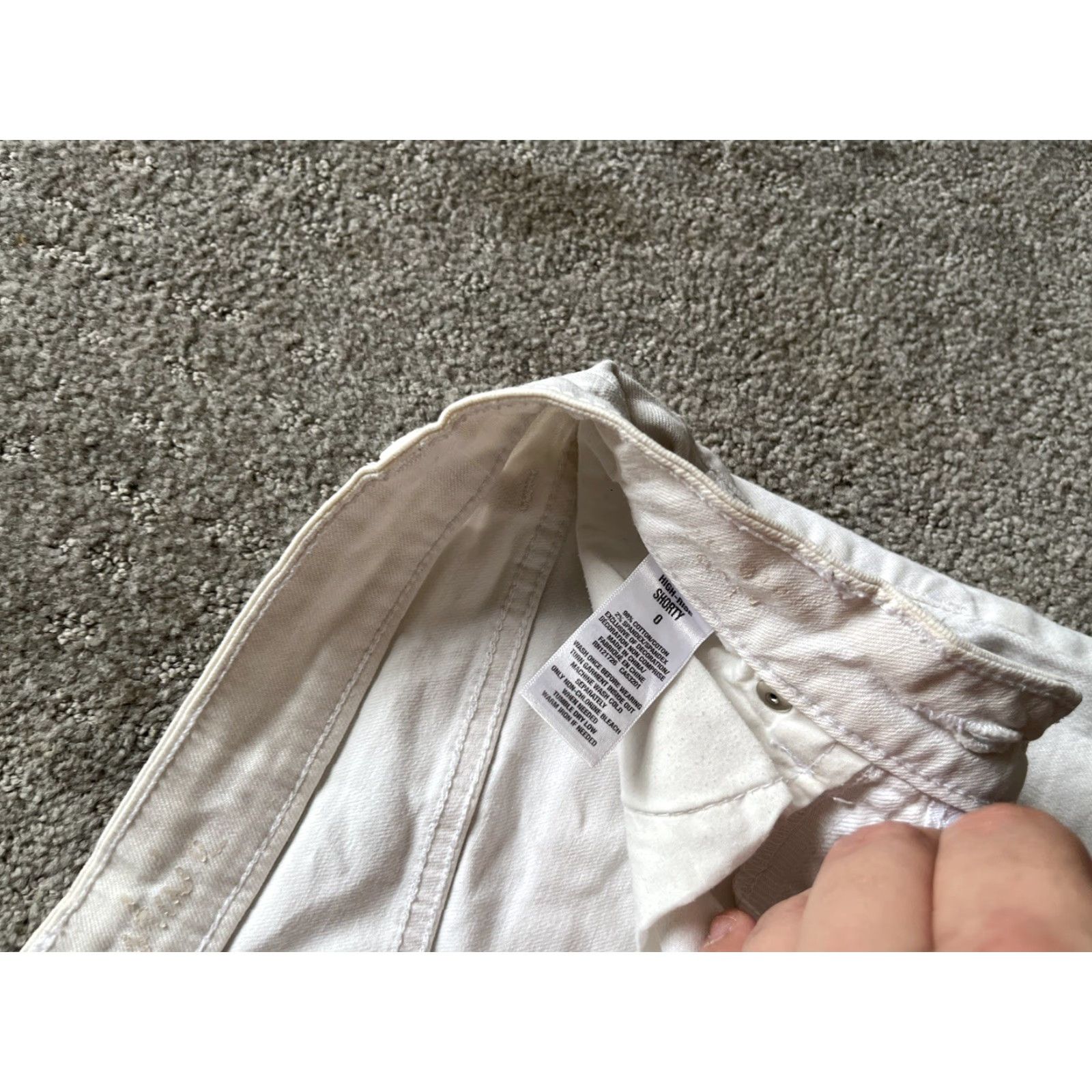 Vintage Aéropostale White Denim Shorty Shorts Womens 0 Hi Rise Distressed Daisy Duke Shirt Size 25" / US 0 / IT 36 - 3 Thumbnail