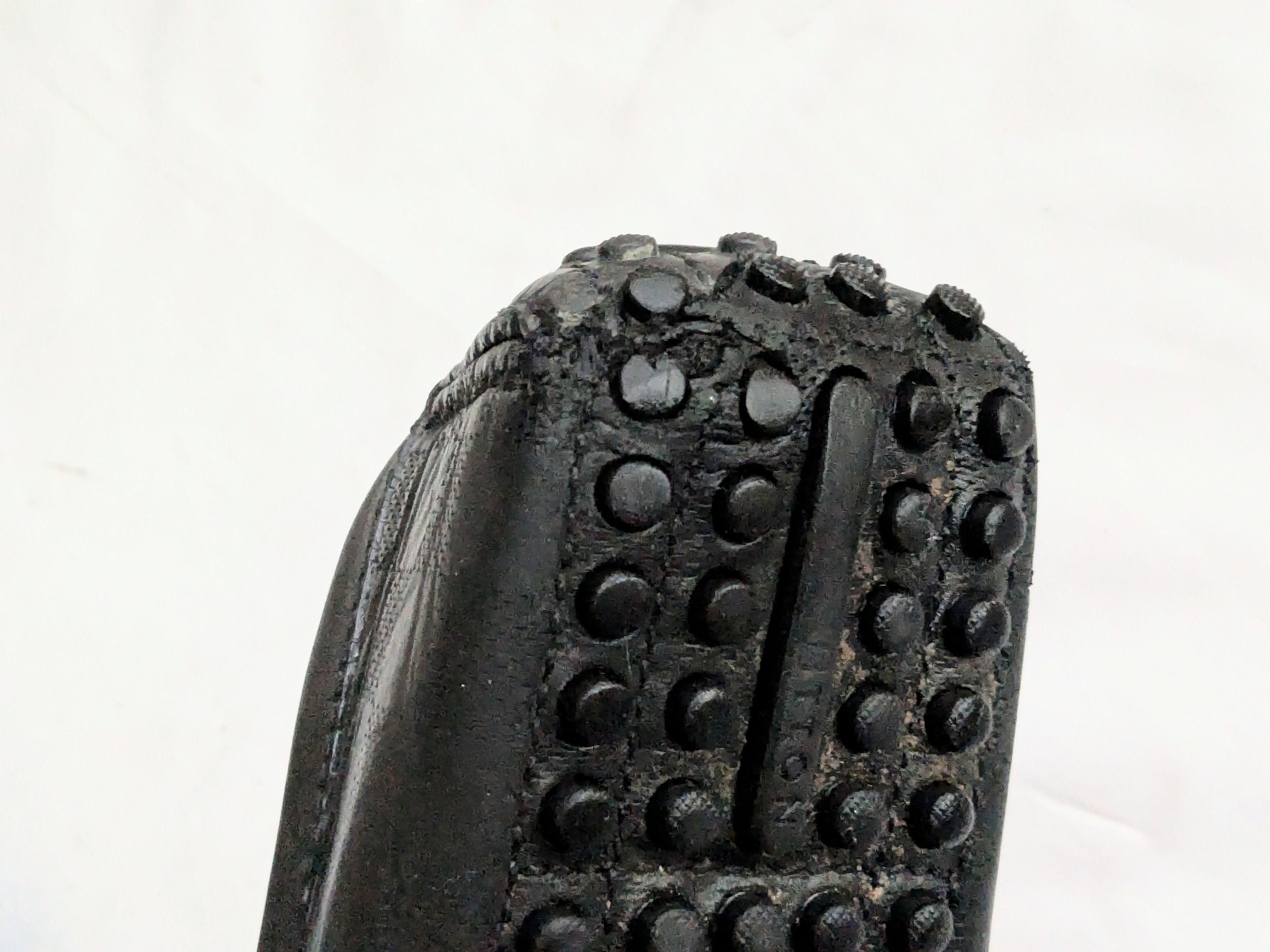 Louis Vuitton Louis Vuitton Driving Loafers Black 9 Leather LV Buckle Size US 9 / EU 42 - 13 Thumbnail