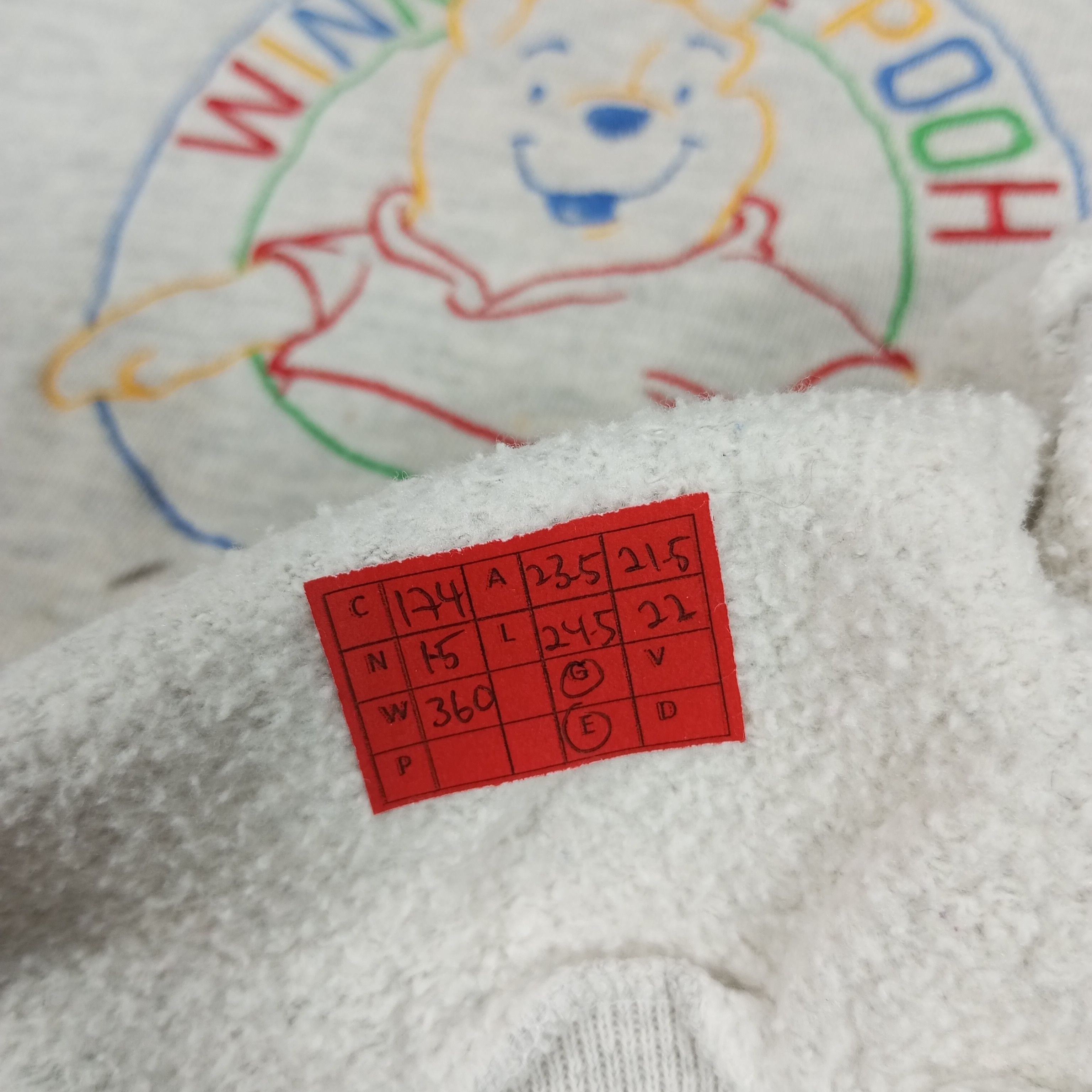 Cartoon Network × Vintage Winnie The Pooh Vintage Sweatshirt Size US L / EU 52-54 / 3 - 8 Thumbnail