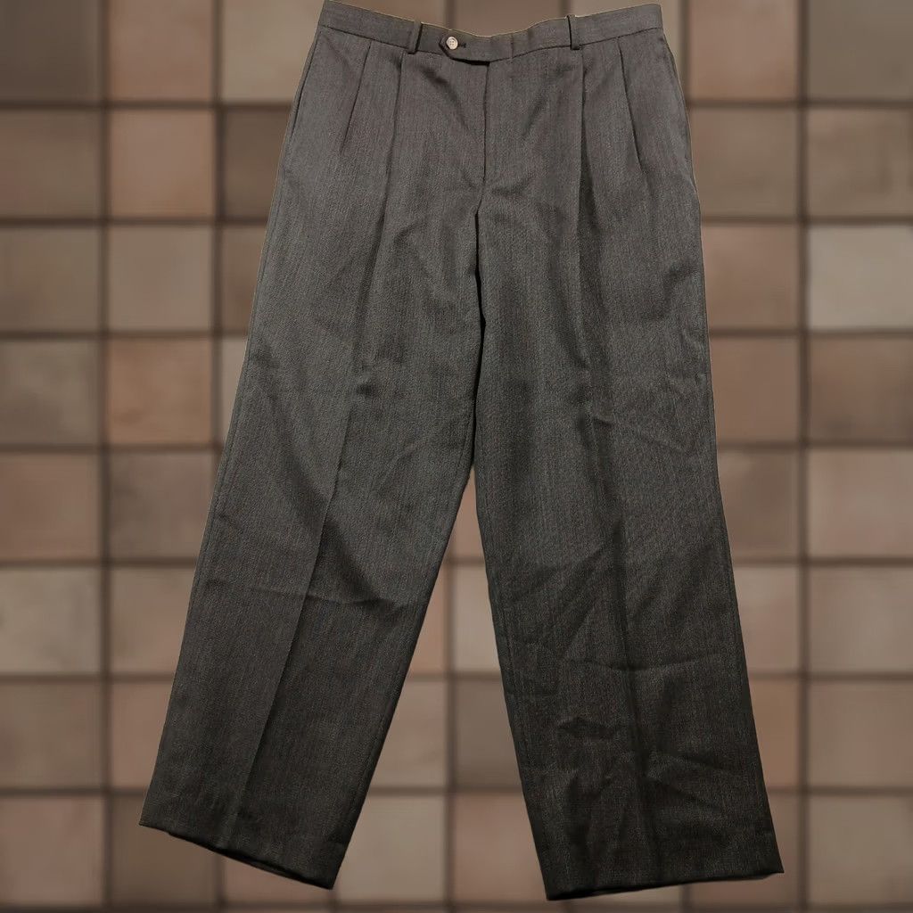 Vintage VINTAGE Cesarani Pleated Dress Pants Mens 36R Gray Pinstripe Wool Blend EUC Size US 36 / EU 52 - 1 Thumbnail
