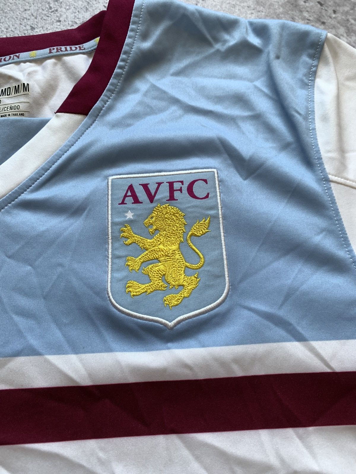 Under Armour 🔥UNDER ARMOUR ASTON VILLA 2016/17 AWAY SOCCER SHIRT Size US M / EU 48-50 / 2 - 5 Thumbnail