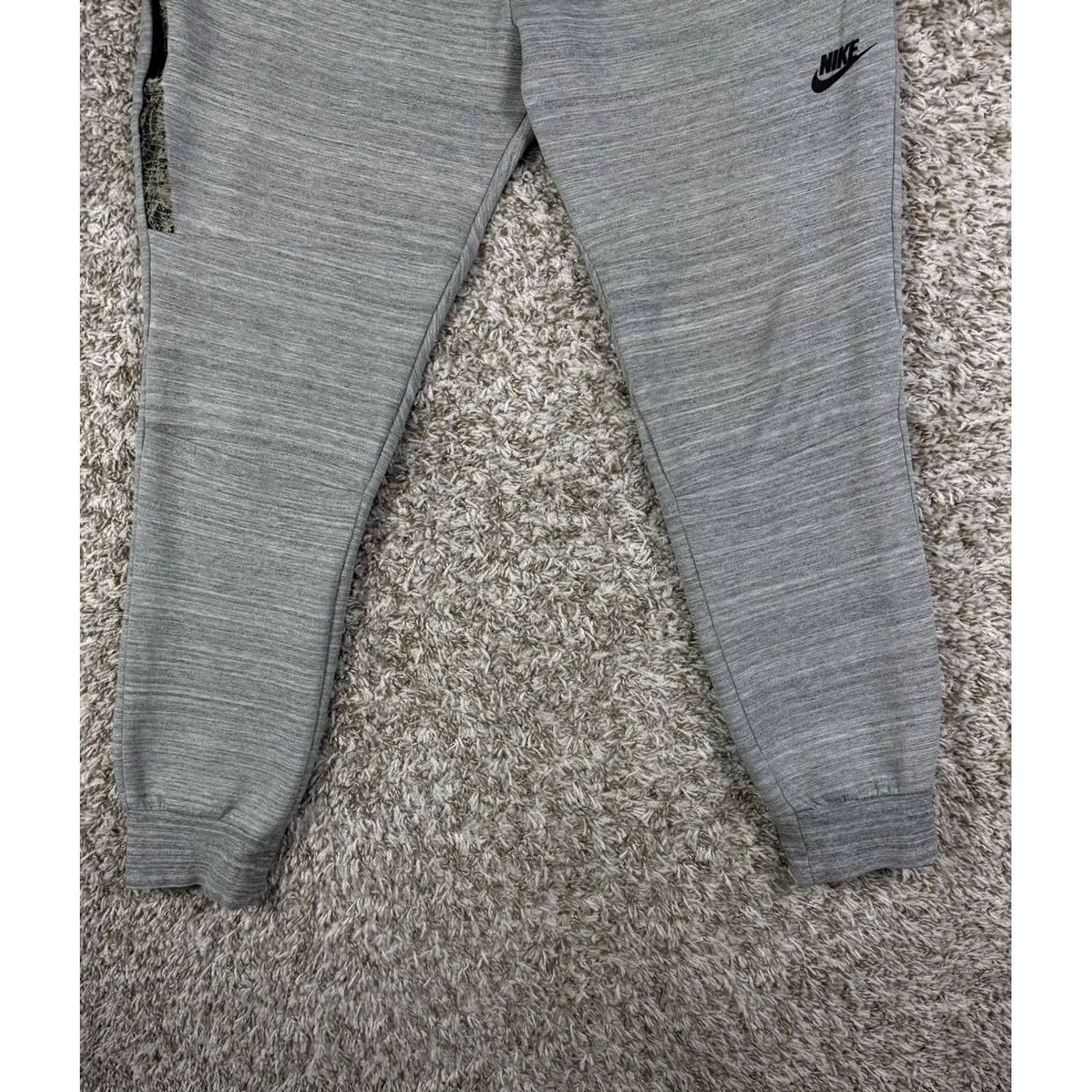 Nike Nike Jogger Mens L Gray Tech Fleece Joggers Heather Black Men Size US 33 - 3 Thumbnail