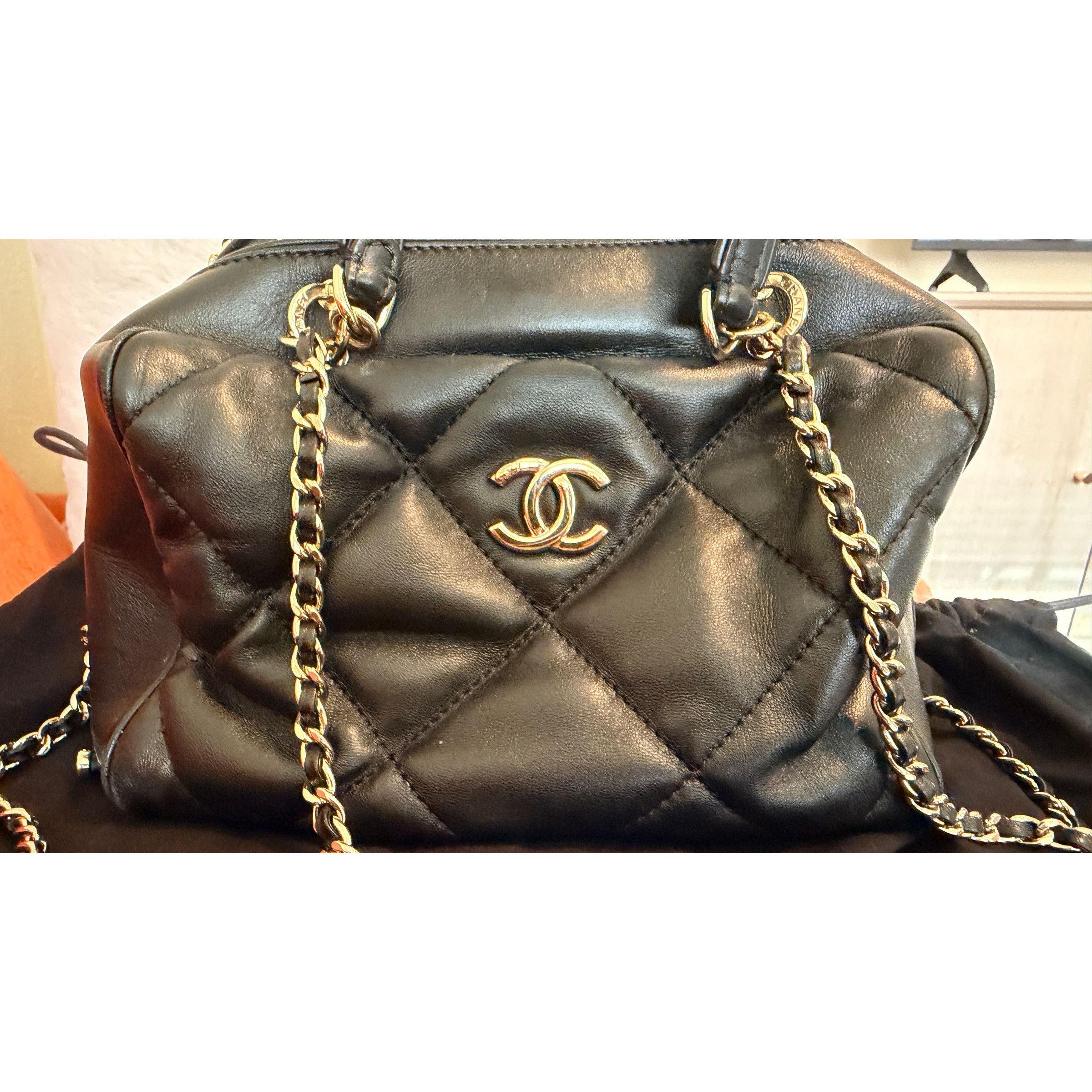 Chanel CHANEL BLACK QUILTED BOWLING CHAIN BAG Size ONE SIZE - 3 Thumbnail