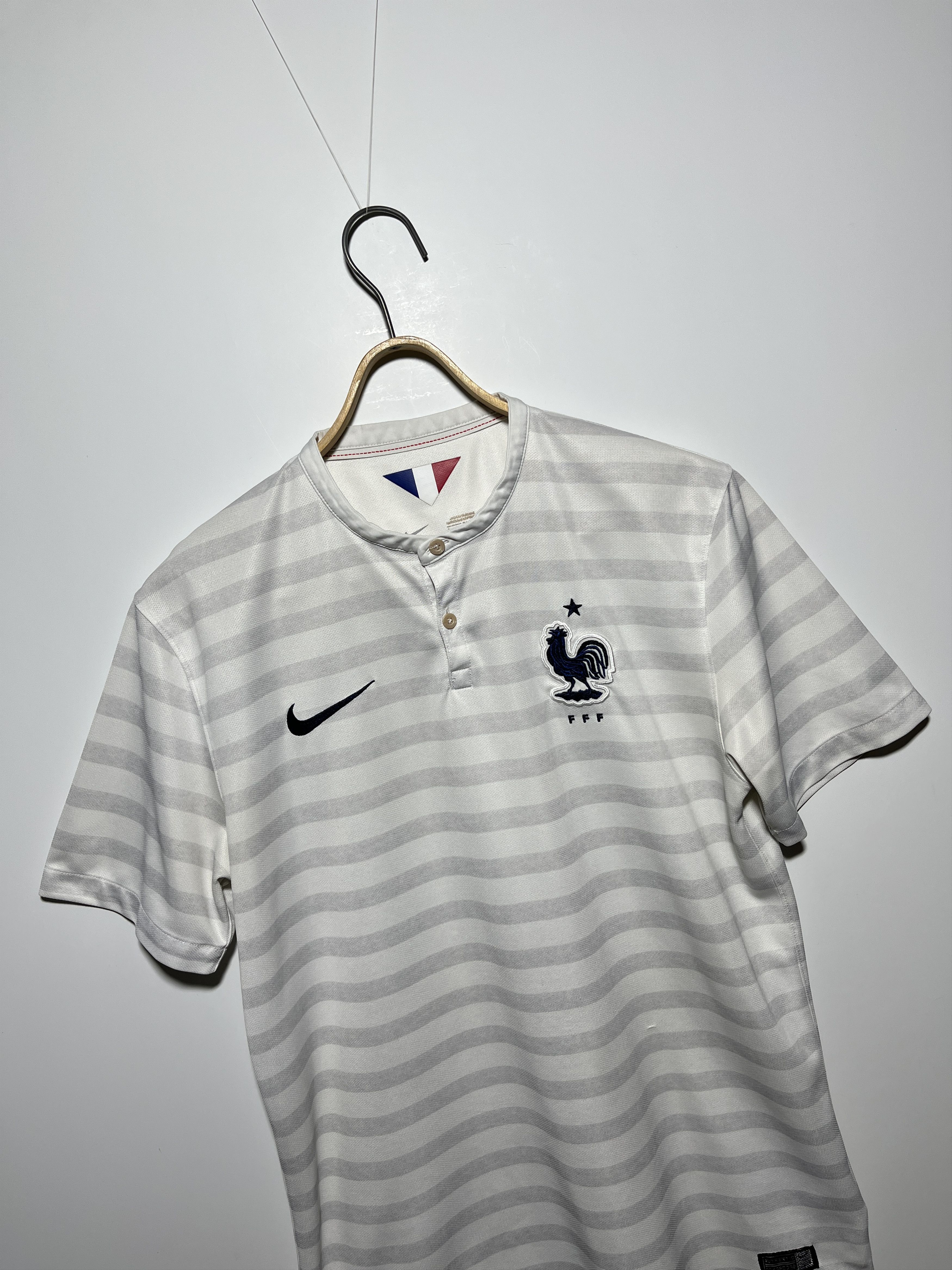 Nike Nike France National Team 2014-2015 Away Football Jersey Size US M / EU 48-50 / 2 - 3 Thumbnail