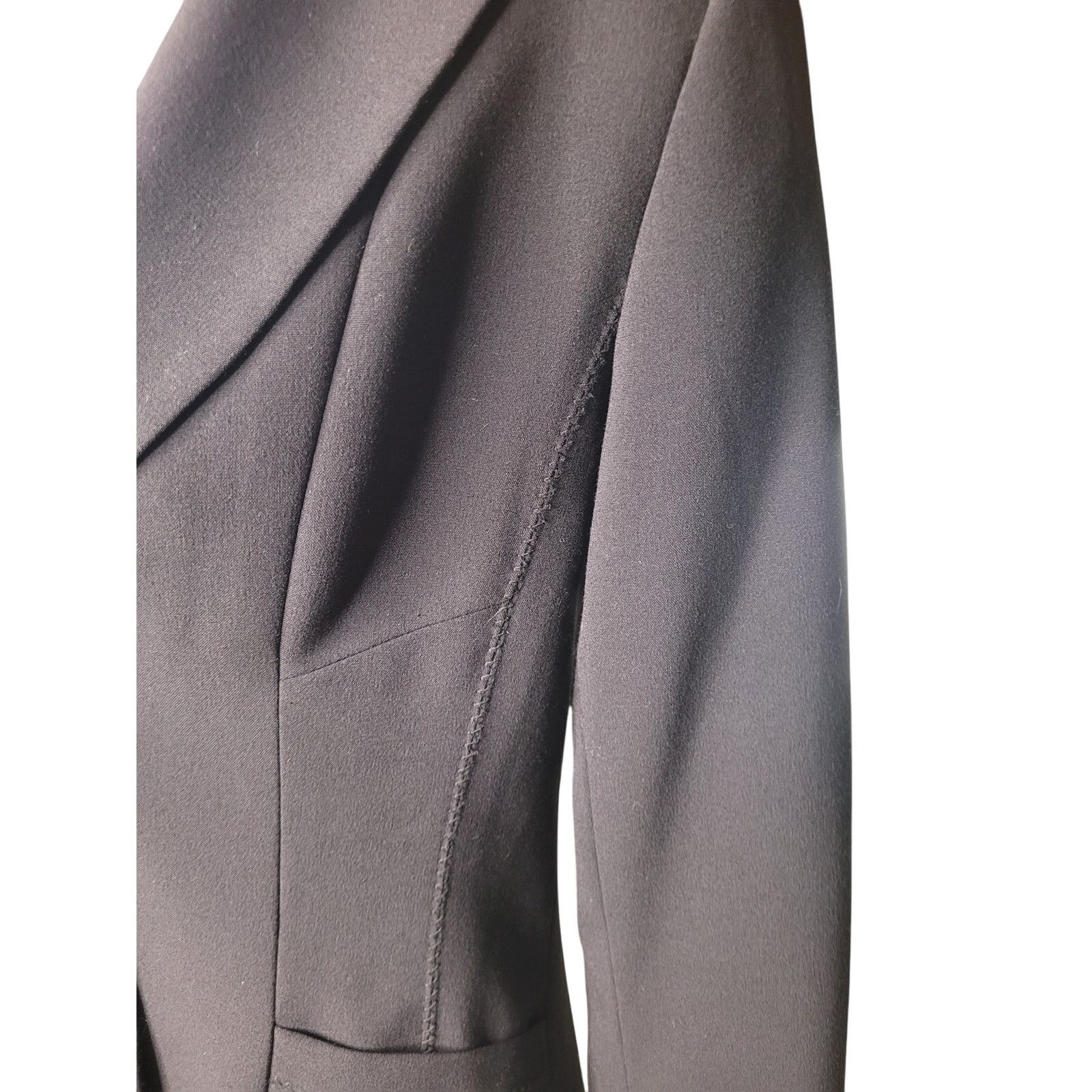 Elie Tahari Tahari Black Fitted Blazer 3 Button Lined Sz 6 Size M / US 6-8 / IT 42-44 - 9 Thumbnail