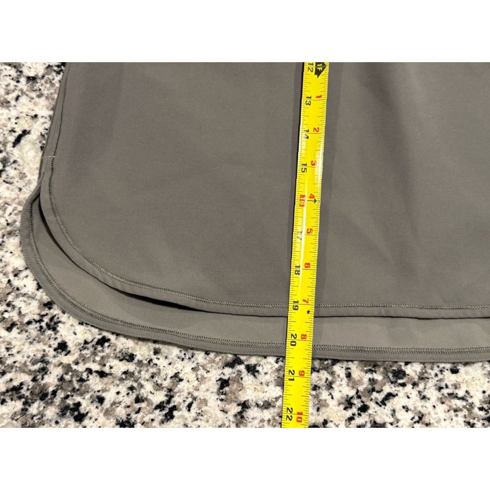 Lululemon Lululemon On The Fly Skirt Women Size 8 Gray Drawstring Mini Unlined LW8A87S Size 30" / US 8 / IT 44 - 3 Thumbnail