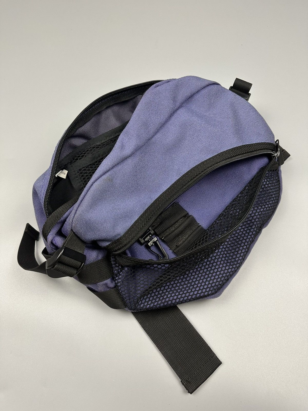 Designer × Issey Miyake Vintage Issey Miyake Men Pouch/Sling Bags Size ONE SIZE - 9 Thumbnail