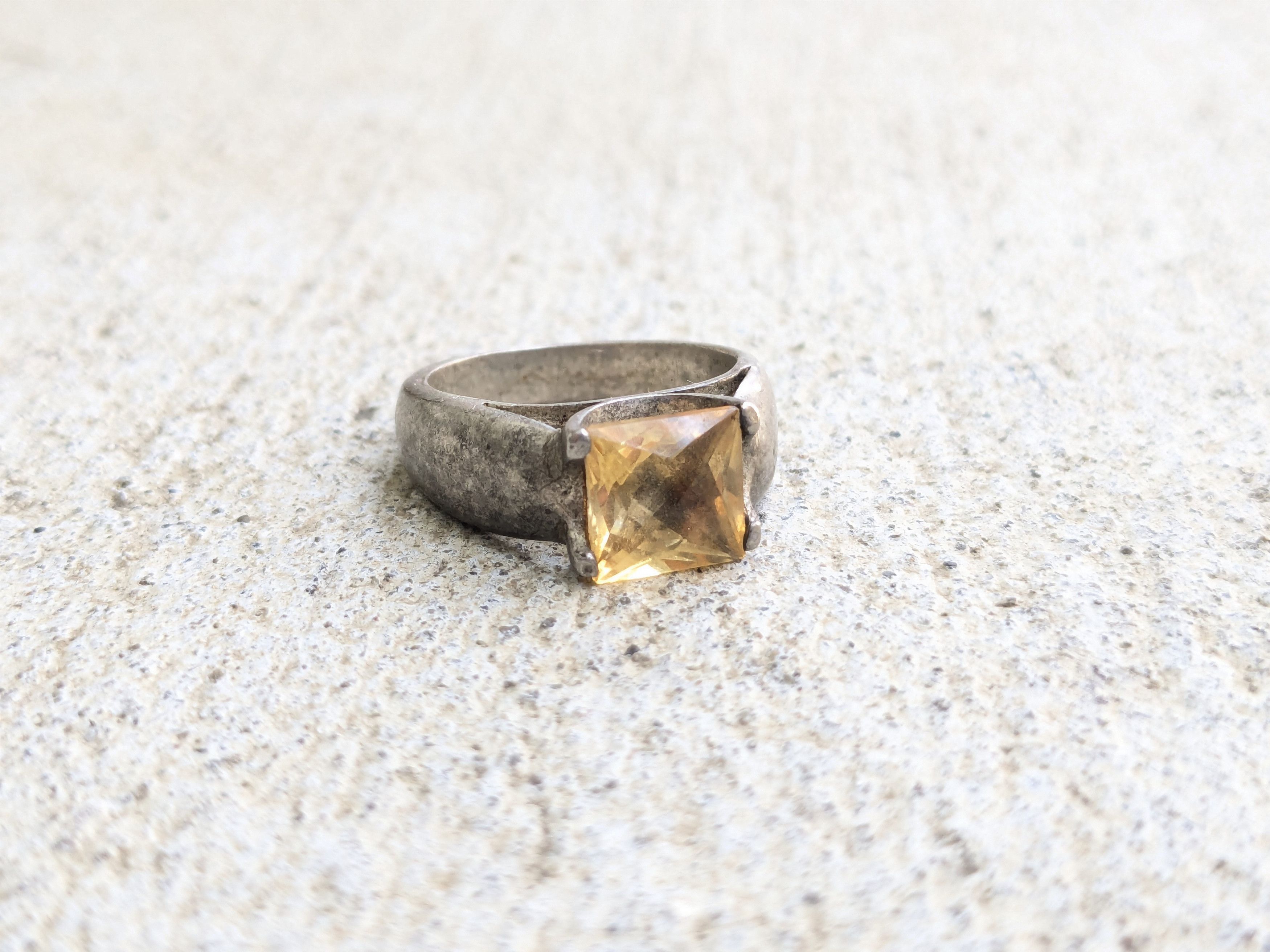 Jewelry Sterling Silver Ring Yellow Citrine Square Faceted 6 Band Size ONE SIZE - 1 Thumbnail