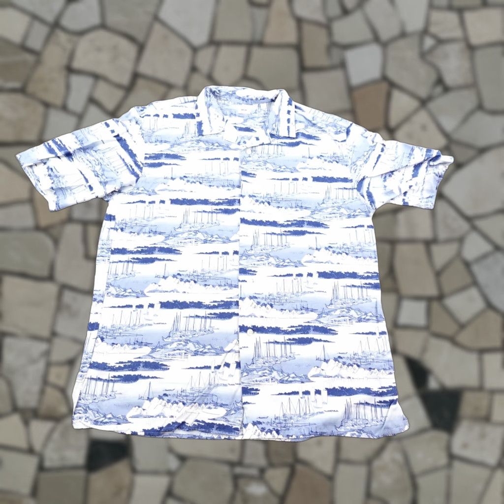 Uniqlo Uniqlo Shirt Mens Medium Blue White Nautical Sailboat Sailing Camp Button Up Size US M / EU 48-50 / 2 - 1 Thumbnail