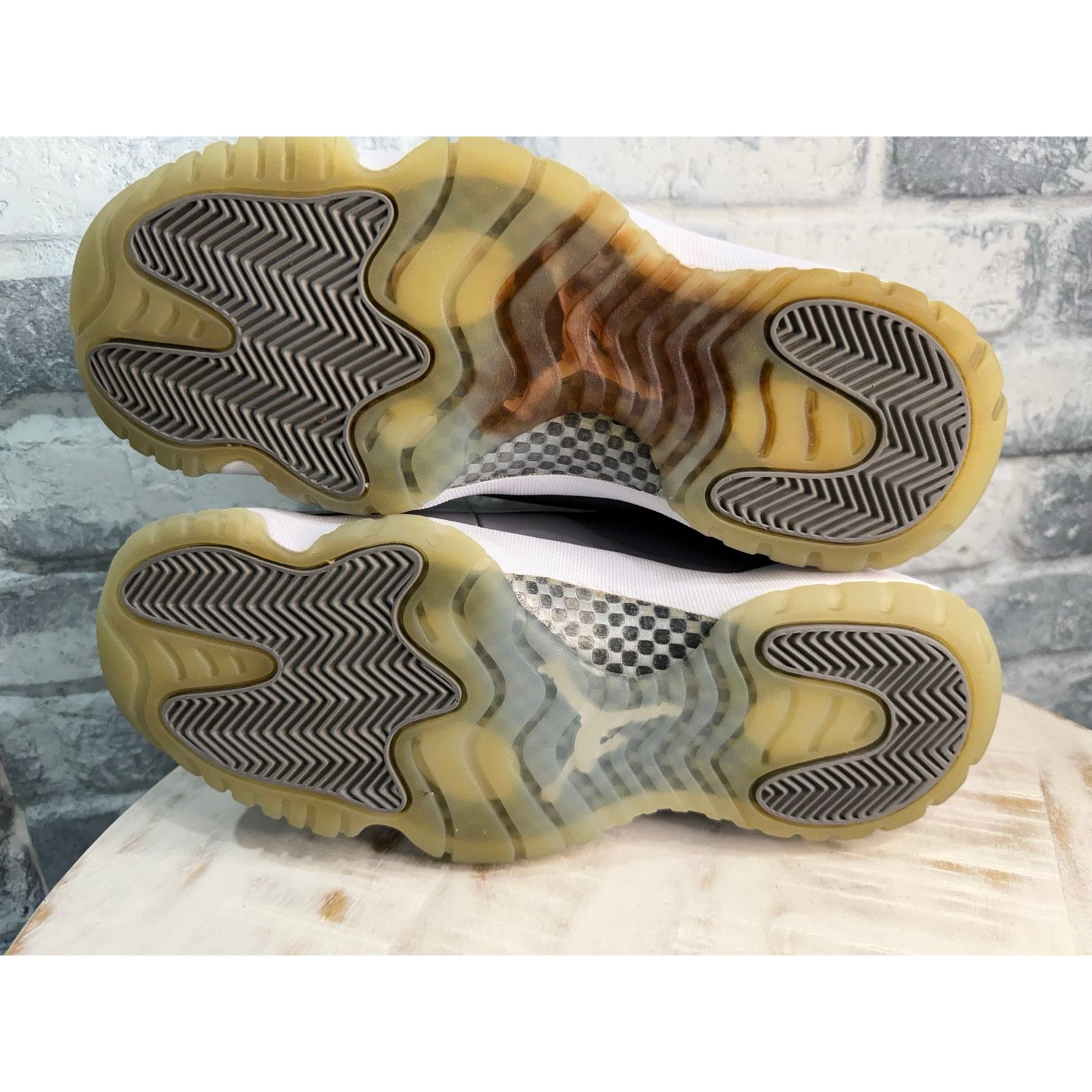 Jordan Brand Jordan 11 Retro Cool Grey Size 9 Size US 9 / EU 42 - 8 Thumbnail