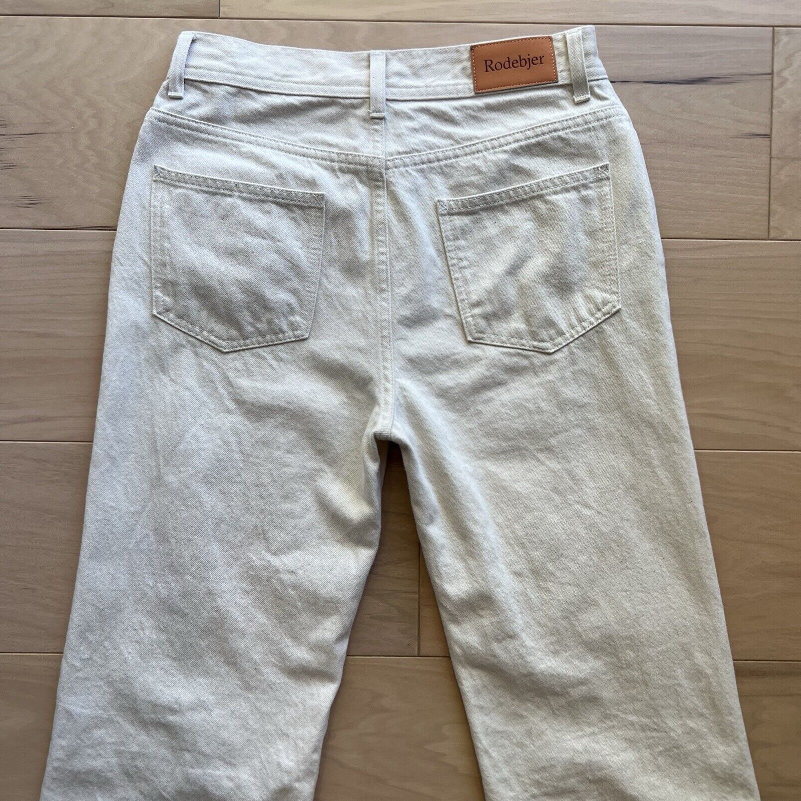 Rodebjer Rodebjer Farrah Jeans Women's 28 Cream Straight Fit Glam Size 28" / US 6 / IT 42 - 7 Thumbnail