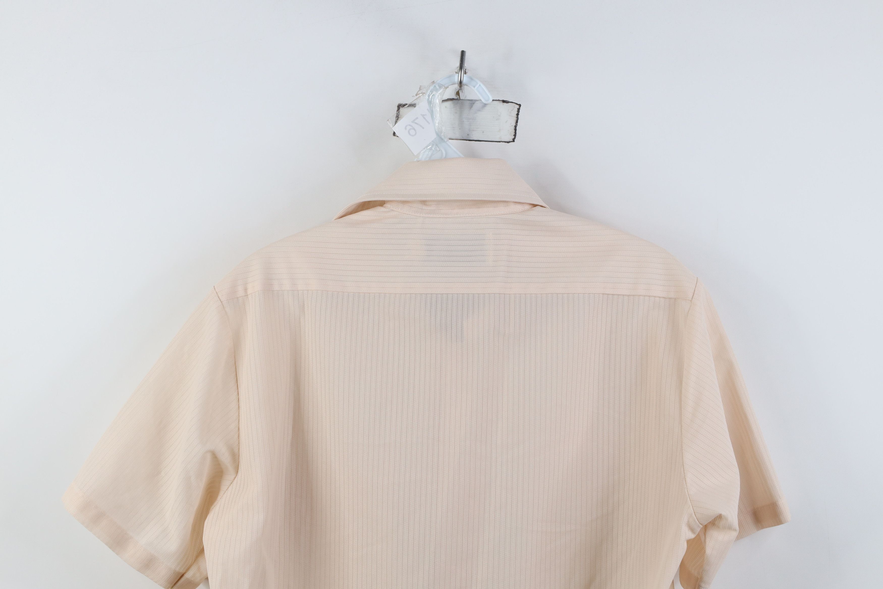 Vintage Vintage 70s Streetwear Knit Short Sleeve Button Shirt USA Size US S / EU 44-46 / 1 - 12 Thumbnail