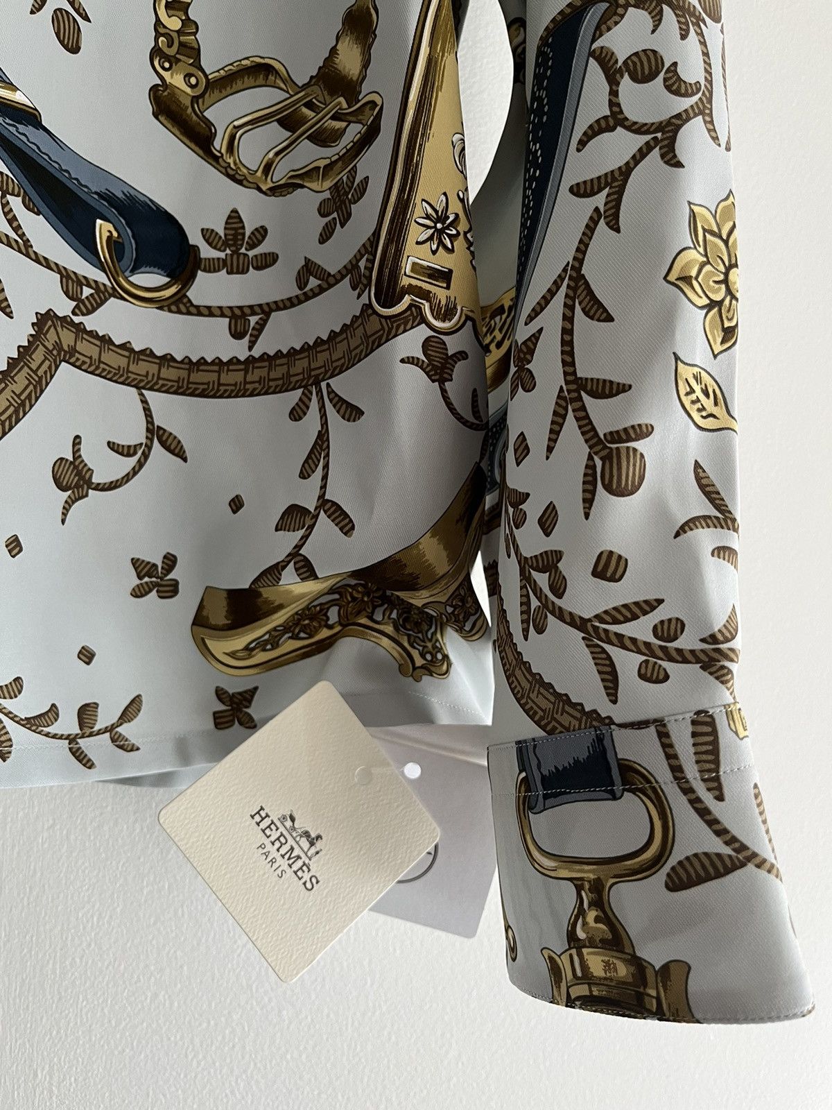 Hermes Hermes 24 SS Super Runway Premium Silk Shirt Size US XL / EU 56 / 4 - 13 Thumbnail