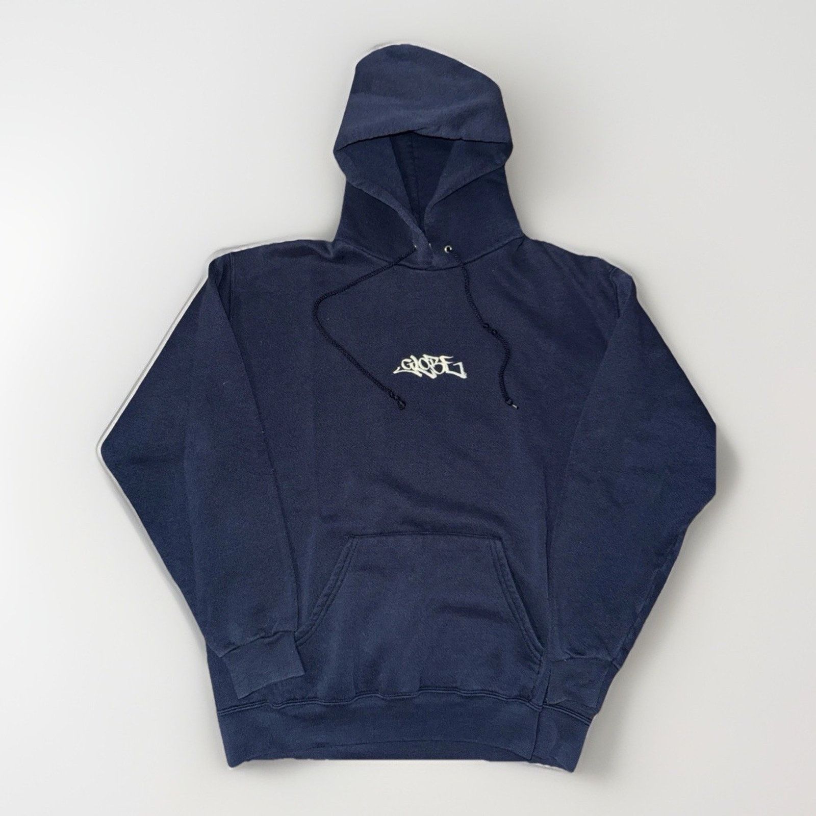 Globe × Vintage Globe Skateboarding Hoodie Blue L 20x24 Streetwear 90s Size US L / EU 52-54 / 3 - 1 Thumbnail